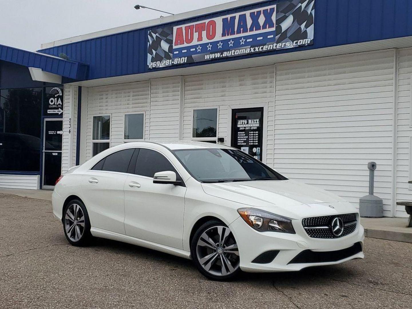 2015 Cirrus White /Black Mercedes-Benz CLA-Class CLA250 (WDDSJ4EB3FN) with an 2.0L L4 DOHC 16V engine, 7-Speed Automatic transmission, located at 234 Columbia Ave, Battle Creek, MI, 49015, (269) 222-0088, 42.298264, -85.192543 - <b>Vehicle Details</b><br>Introducing the 2015 Mercedes-Benz CLA 250, a sophisticated blend of performance and luxury designed for discerning drivers. This sleek, front-wheel-drive sedan is powered by a responsive 4-cylinder, 2.0L turbocharged engine, providing an engaging driving experience with ef - Photo#0