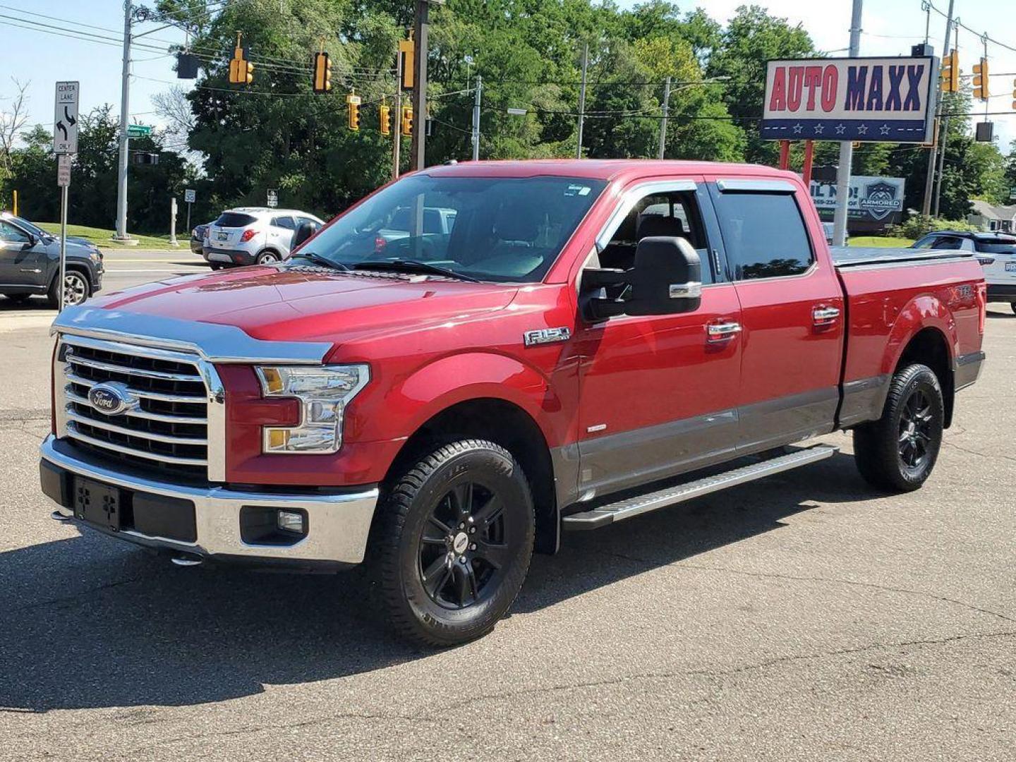 2016 Ruby Red Metallic Tinted Clearcoat /Medium Earth Gray Ford F-150 XL SuperCrew 6.5-ft. Bed 4WD (1FTFW1EG9GK) with an 3.5 V6 engine, 6A transmission, located at 6064 Gull Rd, Kalamazoo, MI, 49048, (269) 222-0088, 42.328388, -85.512924 - <b>Summary</b><br>MAX TRAILER TOW PACKAGE<br>TAILGATE STEP<br><br><b>Vehicle Details</b><br>For Sale: 2016 Ford F-150 XLT 4WD<br><br>Discover the power and reliability of this pre-owned 2016 Ford F-150 XLT, equipped with a robust V6, 3.5L engine and four-wheel drive. Perfect for both work and play, - Photo#3