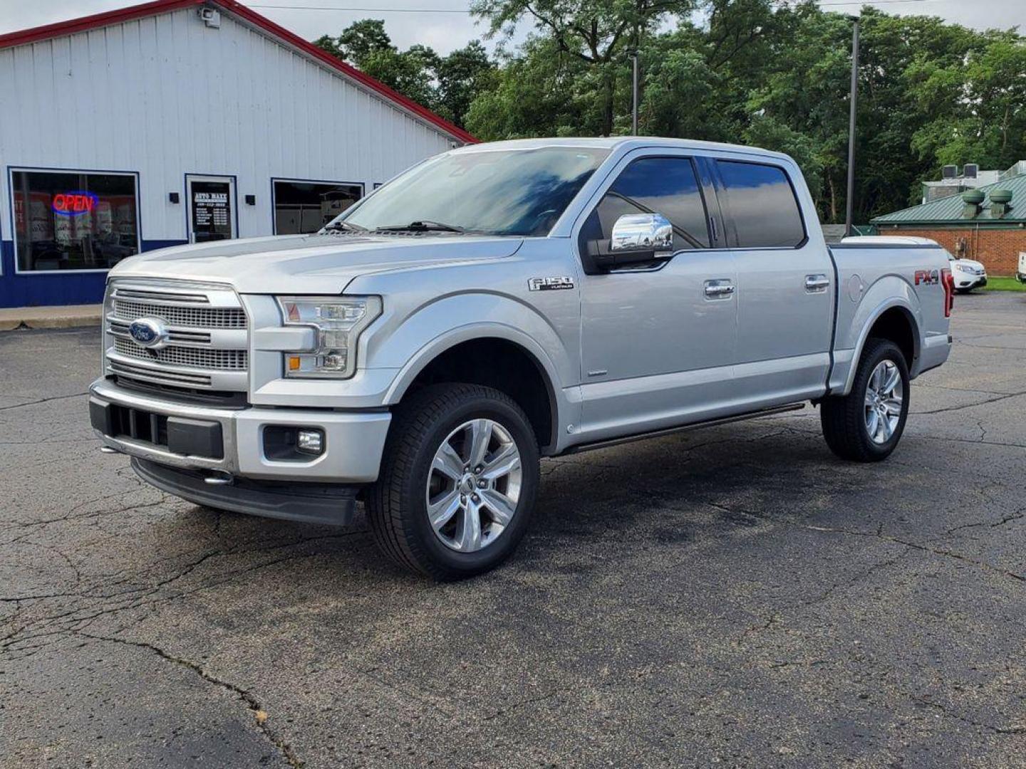 2017 Ingot Silver Metallic /Black Ford F-150 XLT SuperCrew 6.5-ft. Bed 4WD (1FTEW1EG0HF) with an 3.5L V6 TURBO engine, 6A transmission, located at 6064 Gull Rd, Kalamazoo, MI, 49048, (269) 222-0088, 42.328388, -85.512924 - <b>Vehicle Details</b><br>Introducing the exceptional 2017 Ford F-150 Platinum, now available at our trusted dealership. This remarkable vehicle is the epitome of power, versatility, and luxury, making it a top choice for truck enthusiasts. With only 57,838 miles on the odometer, this pre-owned gem - Photo#1