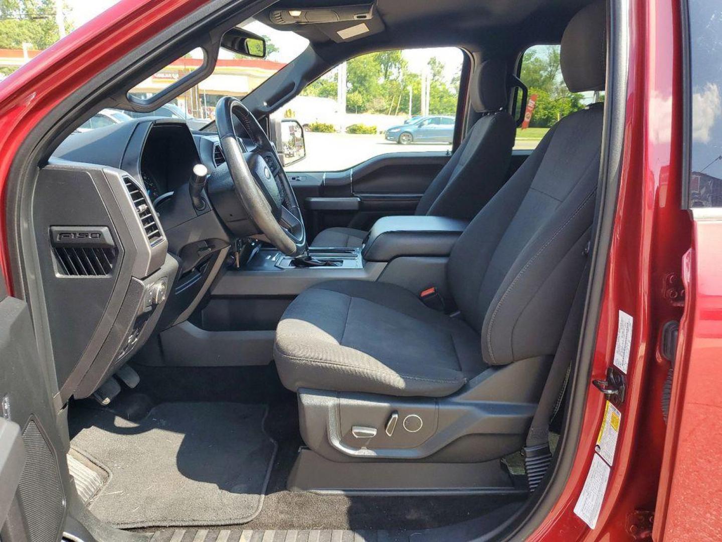 2018 Ruby Red Metallic Tinted Clearcoat /Black Ford F-150 XLT SuperCrew 6.5-ft. Bed 4WD (1FTEW1EP9JF) with an 2.7L V6 DOHC 24V engine, 6A transmission, located at 234 Columbia Ave, Battle Creek, MI, 49015, (269) 222-0088, 42.298264, -85.192543 - Get ready to conquer the road with this outstanding 2018 Ford F-150 XLT 4WD! This powerhouse is equipped with a robust V6, 2.7L engine, delivering impressive performance and efficiency. Whether you're tackling rugged terrains or cruising through city streets, the F-150 XLT is designed to handle it a - Photo#8