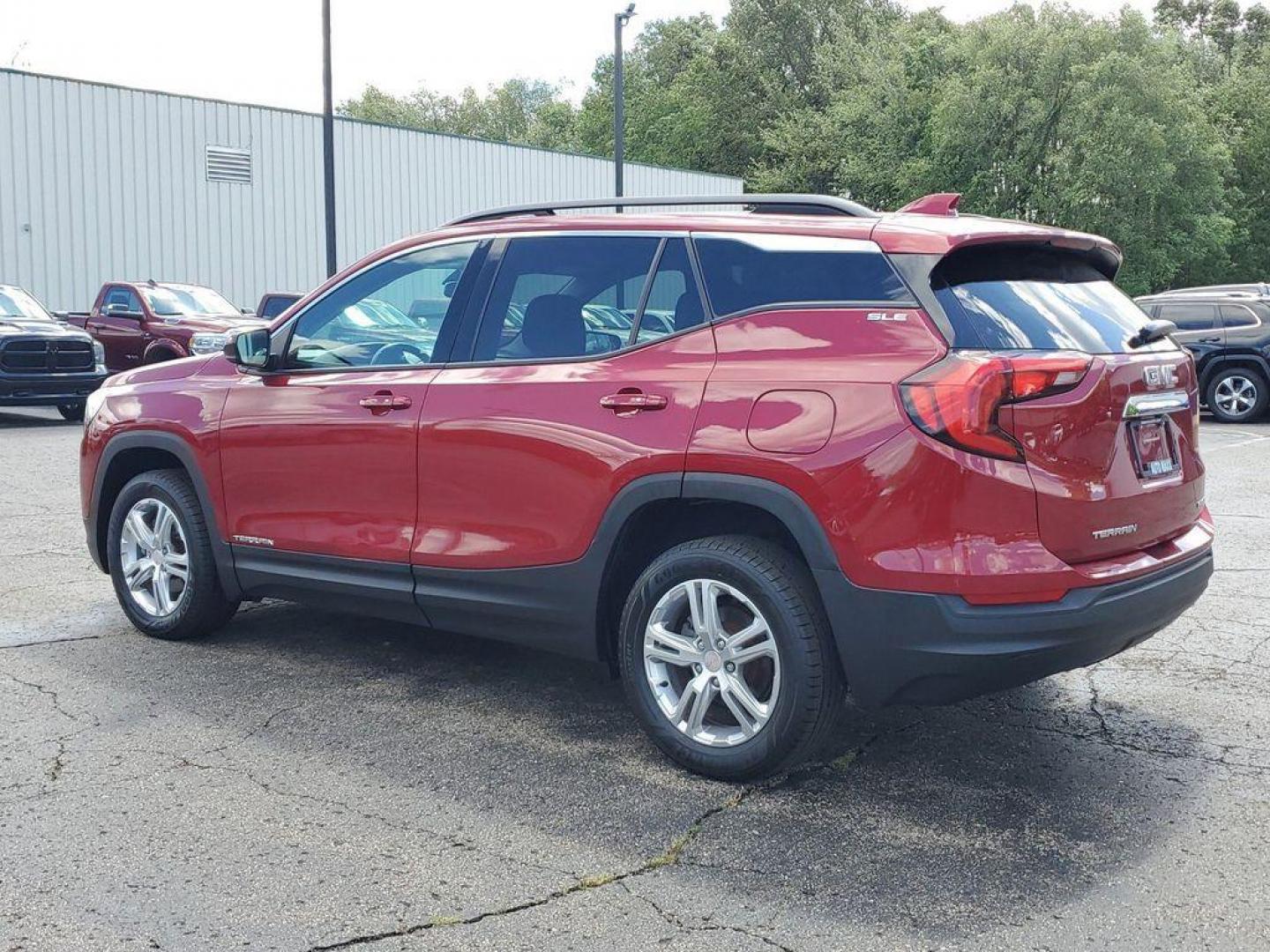 2018 Red Quartz Tintcoat GMC Terrain SLE AWD (3GKALTEV0JL) with an 1.4L L4 DOHC 16V TURBO engine, 6A transmission, located at 6064 Gull Rd, Kalamazoo, MI, 49048, (269) 222-0088, 42.328388, -85.512924 - <b>Vehicle Details</b><br>Discover the perfect blend of functionality and style with our 2018 GMC Terrain SLE, now available at our dealership. This versatile SUV comes equipped with All-Wheel Drive, ensuring you have the confidence to tackle any road conditions, whether it's a daily commute or a we - Photo#2