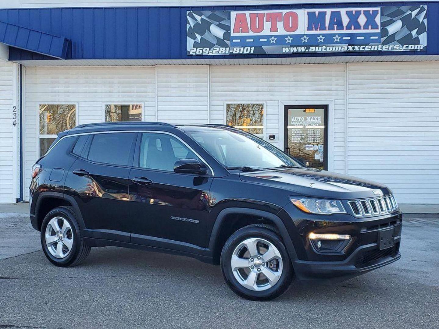 2019 Diamond Black Crystal Pearlcoat /Black Jeep Compass Sport 4WD (3C4NJDBBXKT) with an 2.4L L4 DOHC 16V engine, 9-speed automatic transmission, located at 234 Columbia Ave, Battle Creek, MI, 49015, (269) 222-0088, 42.298264, -85.192543 - <b>Vehicle Details</b><br>Discover the thrill of adventure with the 2019 Jeep Compass Latitude, a versatile SUV designed to elevate every journey. This formidable vehicle is equipped with a robust 4WD system, ensuring you conquer any terrain with confidence. Under the hood, the efficient 4 Cyl, 2.4L - Photo#0