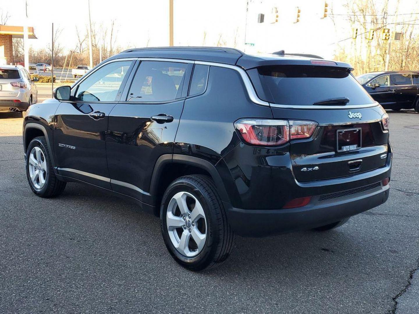 2019 Diamond Black Crystal Pearlcoat /Black Jeep Compass Sport 4WD (3C4NJDBBXKT) with an 2.4L L4 DOHC 16V engine, 9-speed automatic transmission, located at 234 Columbia Ave, Battle Creek, MI, 49015, (269) 222-0088, 42.298264, -85.192543 - <b>Vehicle Details</b><br>Discover the thrill of adventure with the 2019 Jeep Compass Latitude, a versatile SUV designed to elevate every journey. This formidable vehicle is equipped with a robust 4WD system, ensuring you conquer any terrain with confidence. Under the hood, the efficient 4 Cyl, 2.4L - Photo#2