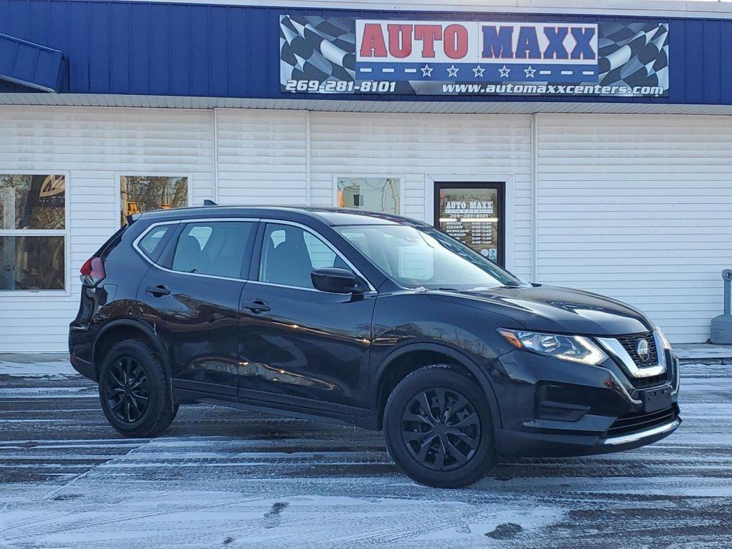 2019 Magnetic Black Pearl /Charcoal Nissan Rogue S AWD (5N1AT2MV9KC) with an 2.5L L4 DOHC 16V engine, CVT transmission, located at 234 Columbia Ave, Battle Creek, MI, 49015, (269) 222-0088, 42.298264, -85.192543 - <b>Vehicle Details</b><br>Discover the perfect blend of versatility and reliability with this 2019 Nissan Rogue S, now available at our dealership. This well-maintained compact SUV is equipped with all-wheel drive, making it an excellent choice for navigating diverse road conditions with confidence. - Photo#0