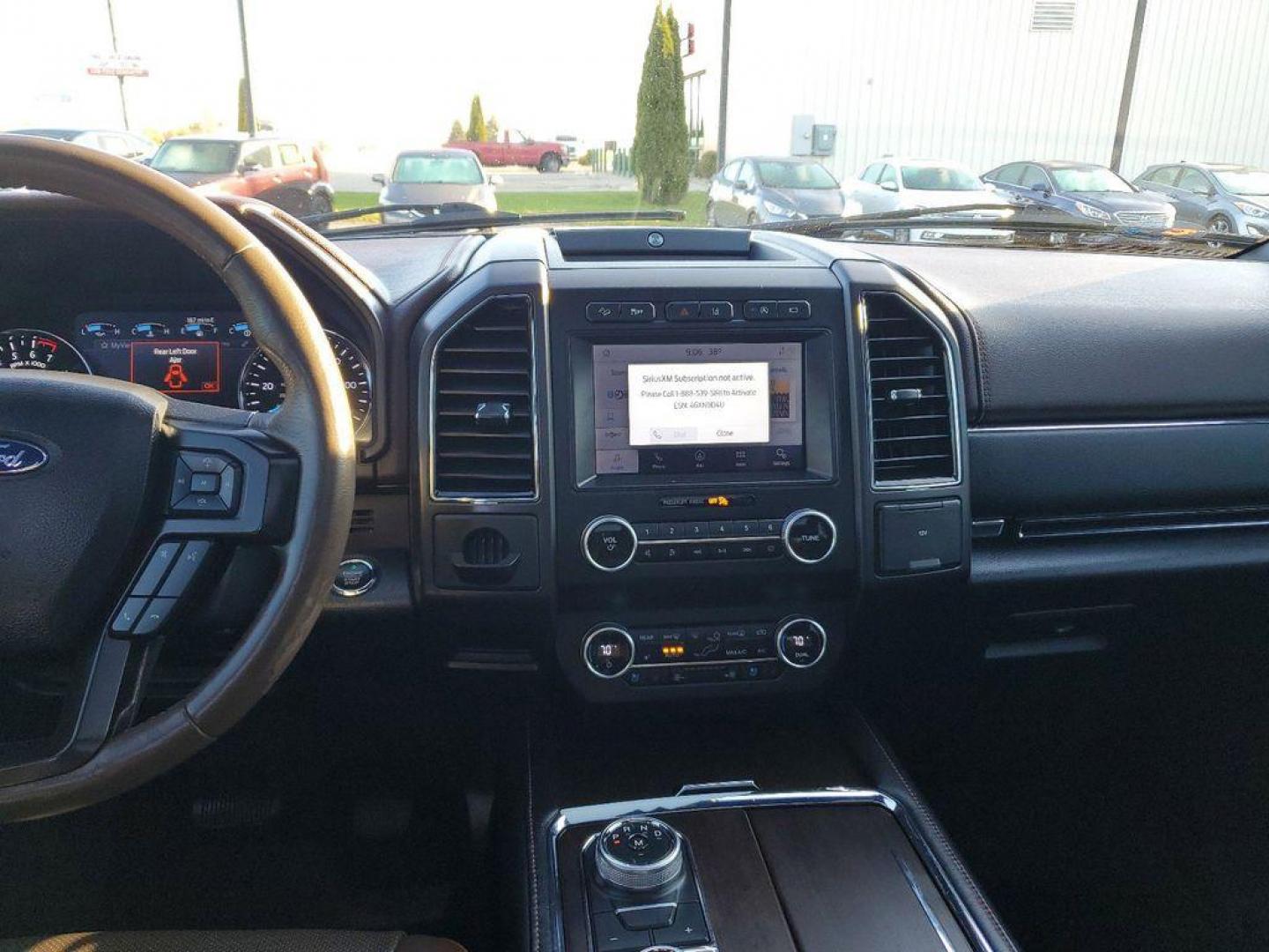 2020 Burgundy Velvet Metallic Tinted Clearcoat /Mesa/Ebony Ford Expedition King Ranch 4WD (1FMJU1PT2LE) with an 3.5L V6 DOHC 24V FFV engine, 6A transmission, located at 6064 Gull Rd, Kalamazoo, MI, 49048, (269) 222-0088, 42.328388, -85.512924 - <b>Summary</b><br>Auto Maxx's mission is to ensure all our customers have a positive auto buying experience and are completely satisfied with their new vehicle. Power Moonroof Rear Seat Entertainment<br><br><b>Vehicle Details</b><br>This vehicle is a certified CARFAX 1-owner. Our vehicle history ana - Photo#16