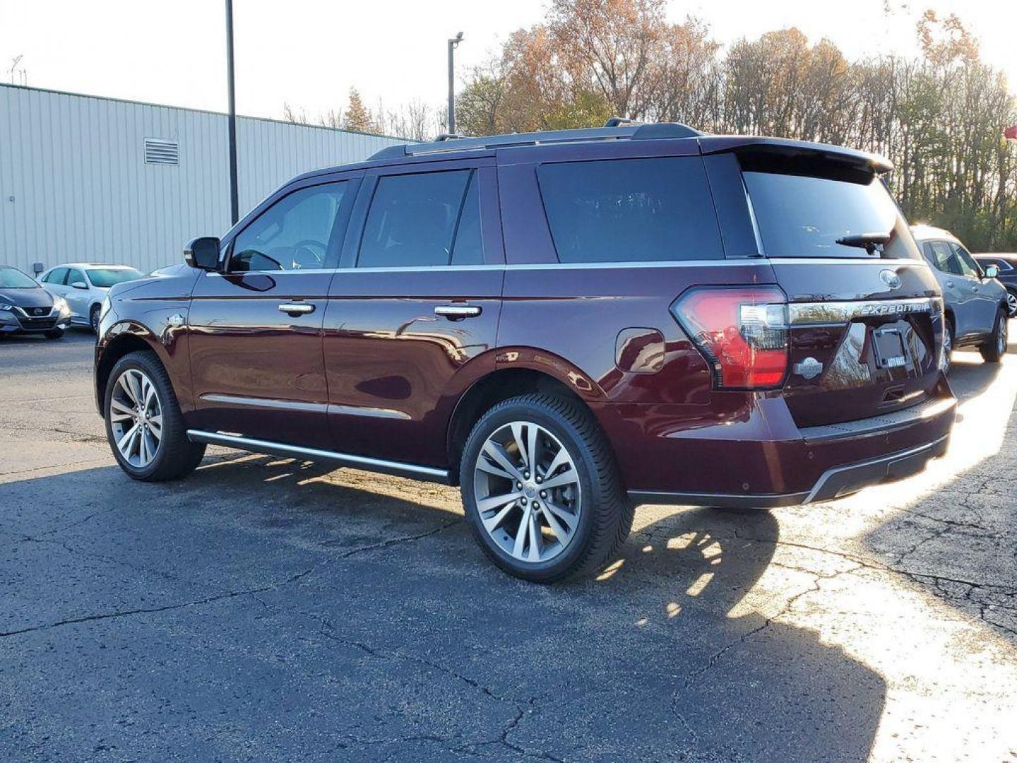 2020 Burgundy Velvet Metallic Tinted Clearcoat /Mesa/Ebony Ford Expedition King Ranch 4WD (1FMJU1PT2LE) with an 3.5L V6 DOHC 24V FFV engine, 6A transmission, located at 6064 Gull Rd, Kalamazoo, MI, 49048, (269) 222-0088, 42.328388, -85.512924 - <b>Summary</b><br>Auto Maxx's mission is to ensure all our customers have a positive auto buying experience and are completely satisfied with their new vehicle. Power Moonroof Rear Seat Entertainment<br><br><b>Vehicle Details</b><br>This vehicle is a certified CARFAX 1-owner. Our vehicle history ana - Photo#2