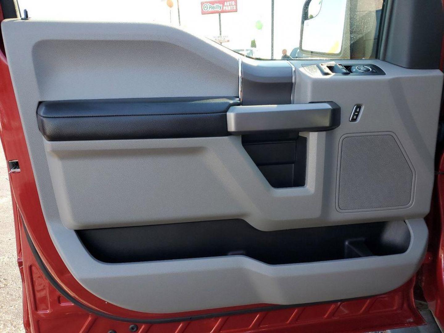 2020 Rapid Red Metallic Tinted Clearcoat /Medium Earth Grey Ford F-150 XLT SuperCrew 6.5-ft. Bed 4WD (1FTEW1E19LF) with an 3.0 V6 DIESEL engine, 6A transmission, located at 6064 Gull Rd, Kalamazoo, MI, 49048, (269) 222-0088, 42.328388, -85.512924 - <b>Vehicle Details</b><br>Introducing the 2020 Ford F-150 XLT, a versatile and reliable truck with just 36,428 miles on the odometer. This 4WD powerhouse is equipped with a robust V6, 3.0L engine, ensuring strong performance for both work and play. The vehicle boasts a range of premium features desi - Photo#15