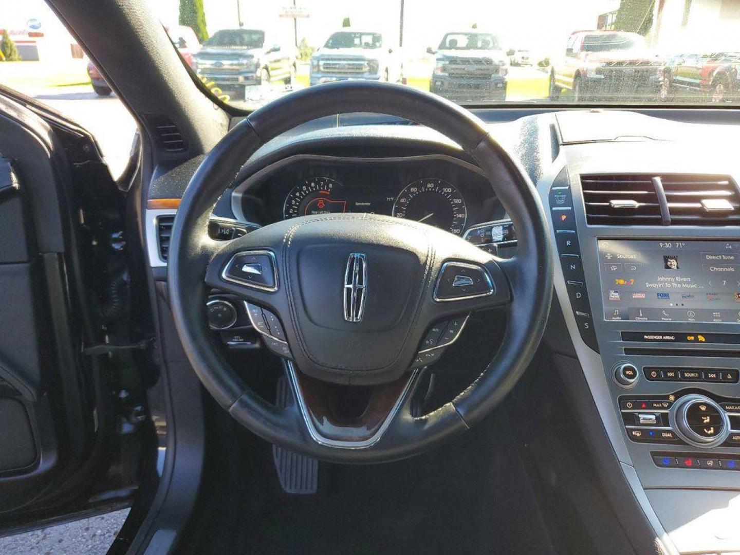 2020 Infinite Black Metallic /Ebony Lincoln MKZ Reserve AWD (3LN6L5F90LR) with an 2.0L L4 DOHC 16V engine, 6A transmission, located at 6064 Gull Rd, Kalamazoo, MI, 49048, (269) 222-0088, 42.328388, -85.512924 - For Sale: 2020 Lincoln MKZ Reserve AWD<br><br>Elevate your driving experience with this stunning 2020 Lincoln MKZ Reserve, now available at our dealership. This exceptional sedan combines luxury, performance, and advanced technology to deliver a driving experience like no other.<br><br>Under the hoo - Photo#12