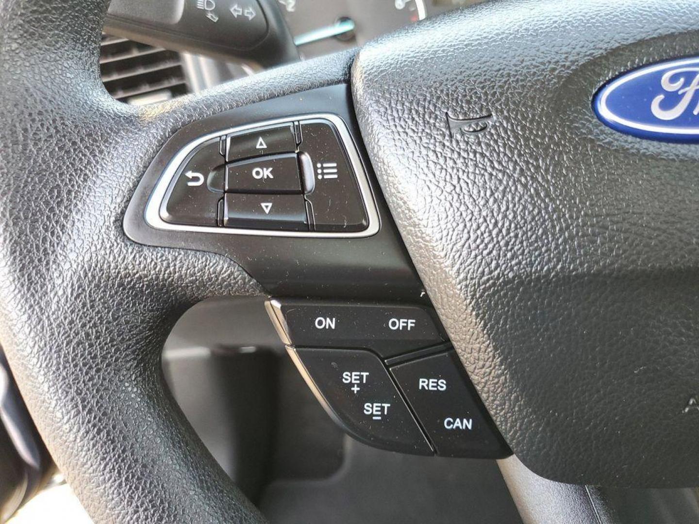 2021 Blue Metallic /Ebony Black Ford EcoSport SE AWD (MAJ6S3GL6MC) with an 2.0L L4 DOHC 16V engine, 6A transmission, located at 234 Columbia Ave, Battle Creek, MI, 49015, (269) 222-0088, 42.298264, -85.192543 - <b>Vehicle Details</b><br>Looking for a reliable and stylish SUV that can handle any terrain? Look no further than this incredible 2021 Ford Ecosport SE! With only 53576 miles on the odometer, this vehicle is practically brand new and ready to hit the road. Equipped with a powerful L4, 2.0L engine - Photo#25