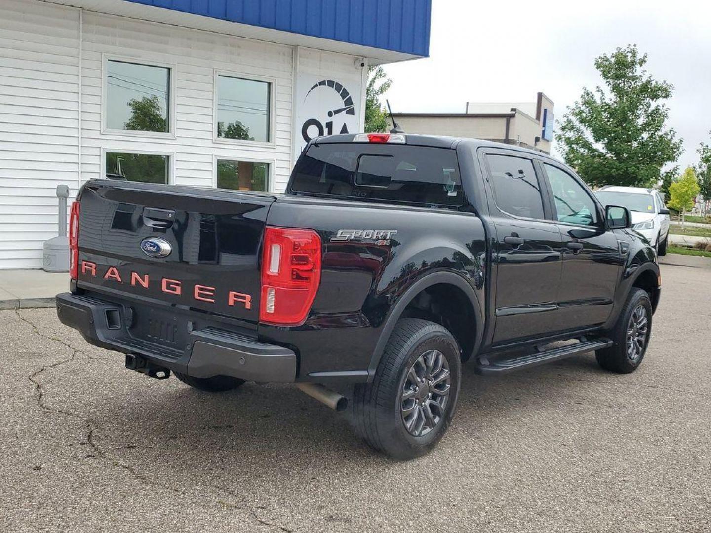 2021 Shadow Black /Ebony Ford Ranger XL SuperCrew 4WD (1FTER4FH7ML) with an 2.3L L4 DOHC 16V engine, 10A transmission, located at 234 Columbia Ave, Battle Creek, MI, 49015, (269) 222-0088, 42.298264, -85.192543 - <b>Vehicle Details</b><br>Discover the perfect blend of power and versatility with this stunning pre-owned 2021 Ford Ranger XLT! This dynamic vehicle is built to conquer any terrain with its robust 4WD system and efficient 4 Cyl, 2.3L engine, delivering both impressive performance and remarkable fue - Photo#1