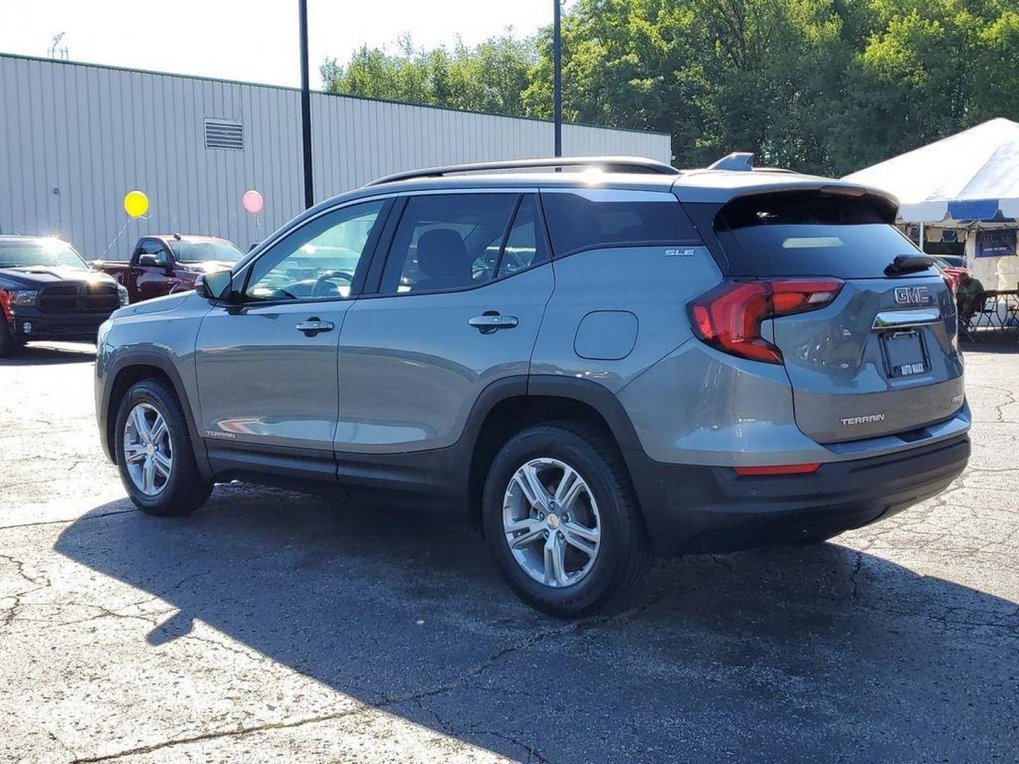 2021 Blue Emerald Metallic GMC Terrain SLE AWD (3GKALTEV1ML) with an 1.4L L4 DOHC 16V TURBO engine, 6A transmission, located at 234 Columbia Ave, Battle Creek, MI, 49015, (269) 222-0088, 42.298264, -85.192543 - <b>Vehicle Details</b><br>Rev up your driving experience with this exceptional 2021 GMC Terrain SLE! This robust SUV is ready to conquer any road with its impressive AWD capability and a fuel-efficient L4, 1.5L engine. Whether you're navigating city streets or exploring off-the-beaten paths, this Te - Photo#2