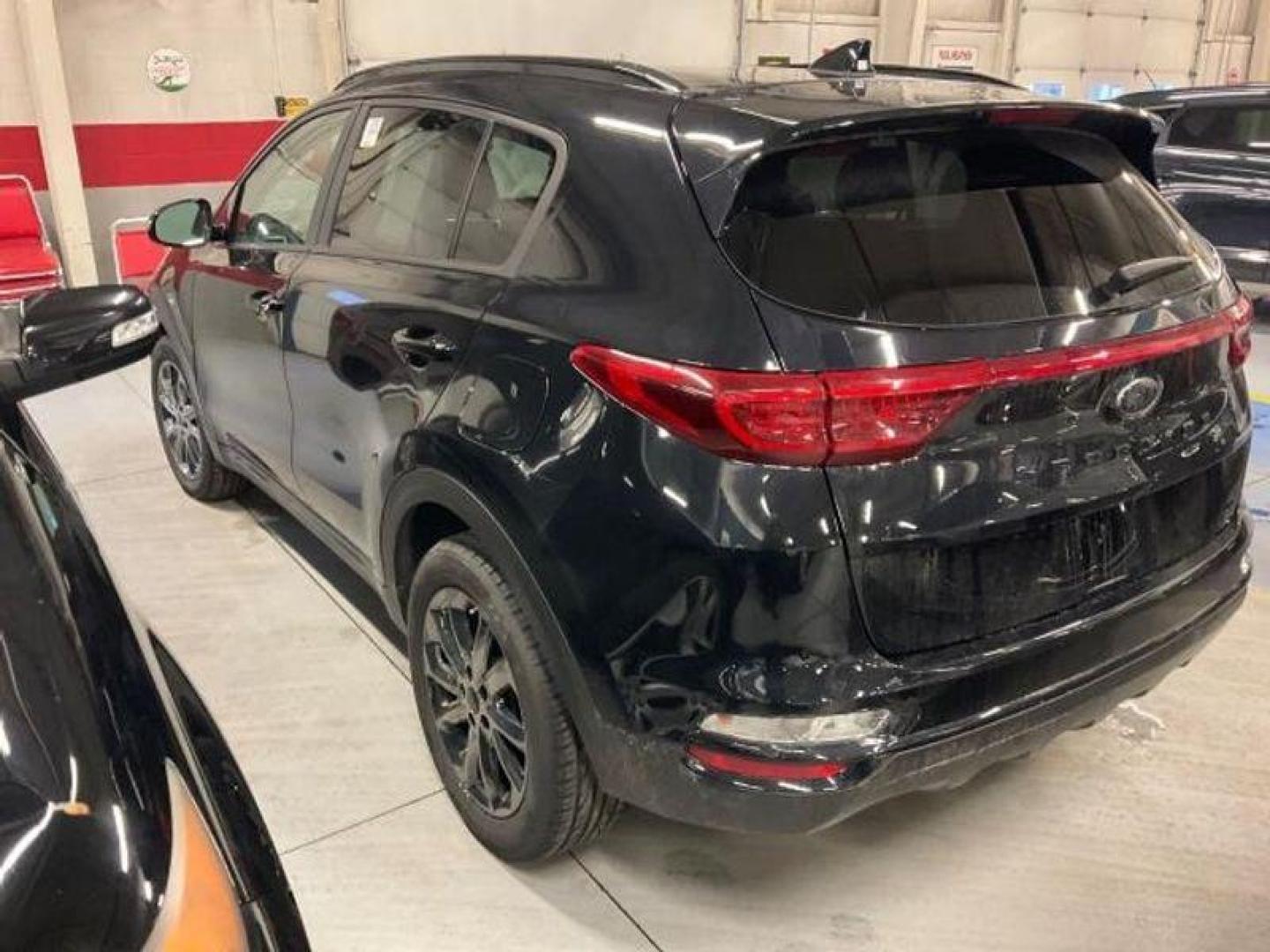 2022 /GREY Kia Sportage Nightfall Edition AWD (KNDP6CAC8N7) with an 2.4L V6 DOHC 24V engine, 6A transmission, located at 6064 Gull Rd, Kalamazoo, MI, 49048, (269) 222-0088, 42.328388, -85.512924 - <b>Summary</b><br>Power Moonroof Our experienced Auto Maxx team is excited to assist you in your next vehicle purchase. Welcome to the best source for online deals.<br><br><b>Vehicle Details</b><br>When it comes to any auto purchase, there is nothing more important than safety. the Kia Sportage will - Photo#2