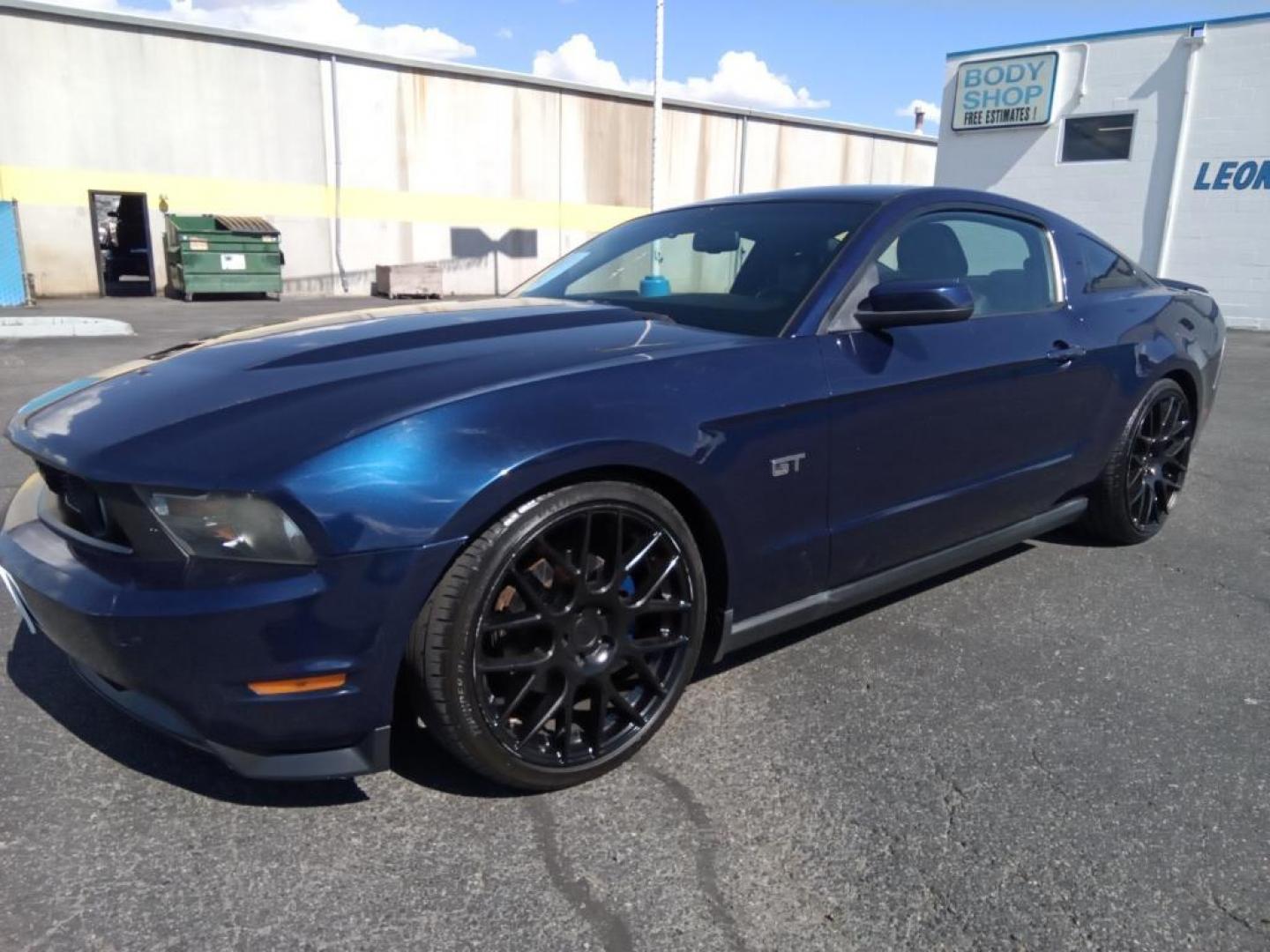 2010 Blue /Charcoal Black Ford Mustang GT Coupe (1ZVBP8CH3A5) with an 4.6L V8 SOHC 24V engine, Automatic transmission, located at 6064 Gull Rd, Kalamazoo, MI, 49048, (269) 222-0088, 42.328388, -85.512924 - <b>Equipment</b><br>The satellite radio system in the Ford Mustang gives you access to hundreds of nation-wide radio stations with a clear digital signal. This small car has a V8, 4.6L high output engine. This model is painted with a sleek and sophisticated black color. Enjoy the incredible handlin - Photo#2