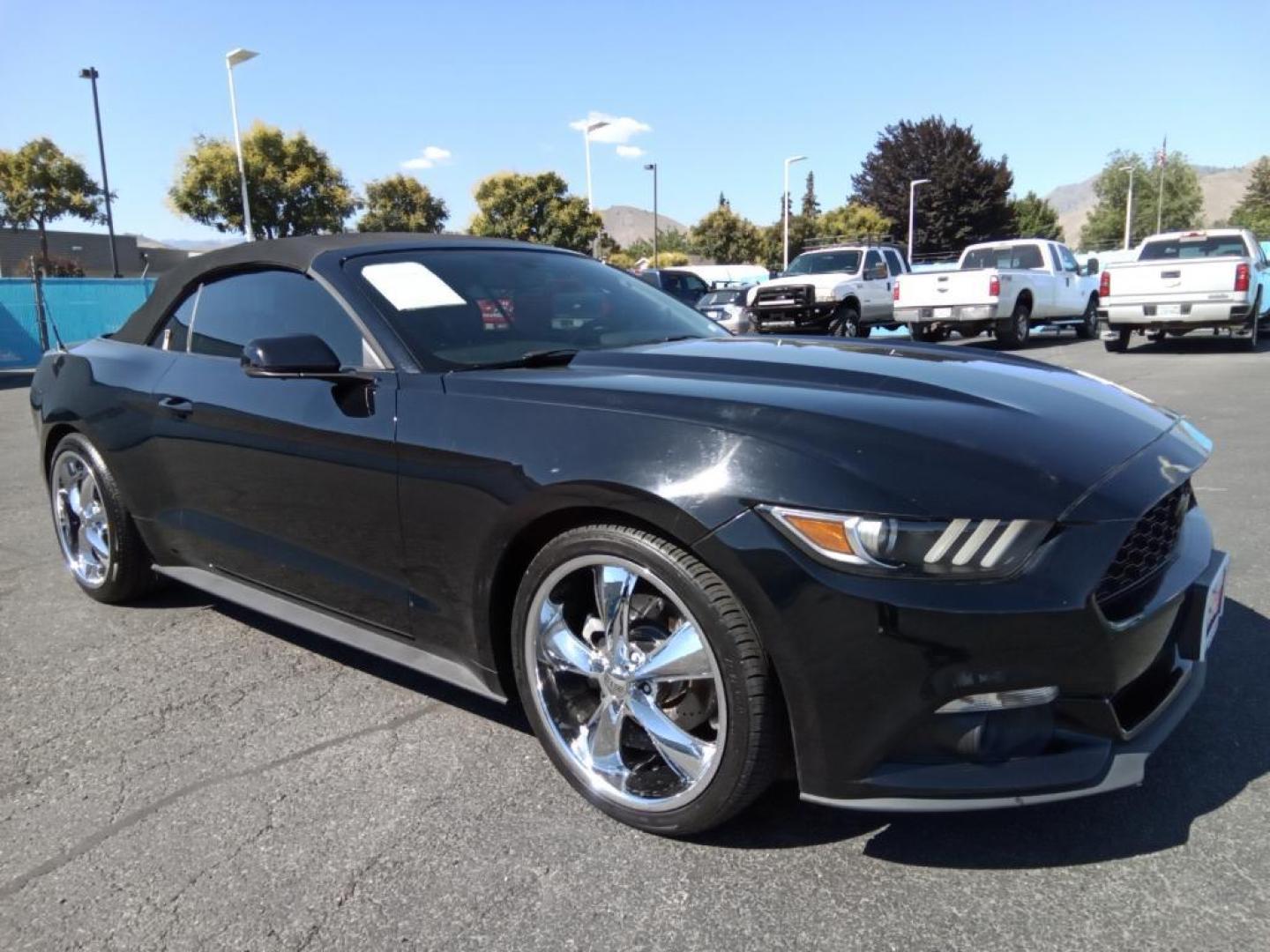 2016 Shadow Black /Yellow Jacket Ford Mustang EcoBoost Premium Convertible (1FATP8UH1G5) with an 2.3L L4 DOHC 16V engine, 6-speed automatic transmission, located at 6064 Gull Rd, Kalamazoo, MI, 49048, (269) 222-0088, 42.328388, -85.512924 - <b>Equipment</b><br>Bluetooth technology is built into this unit, keeping your hands on the steering wheel and your focus on the road. The leather seats in this unit are a must for buyers looking for comfort, durability, and style. This unit has a clean CARFAX vehicle history report. This model keep - Photo#4