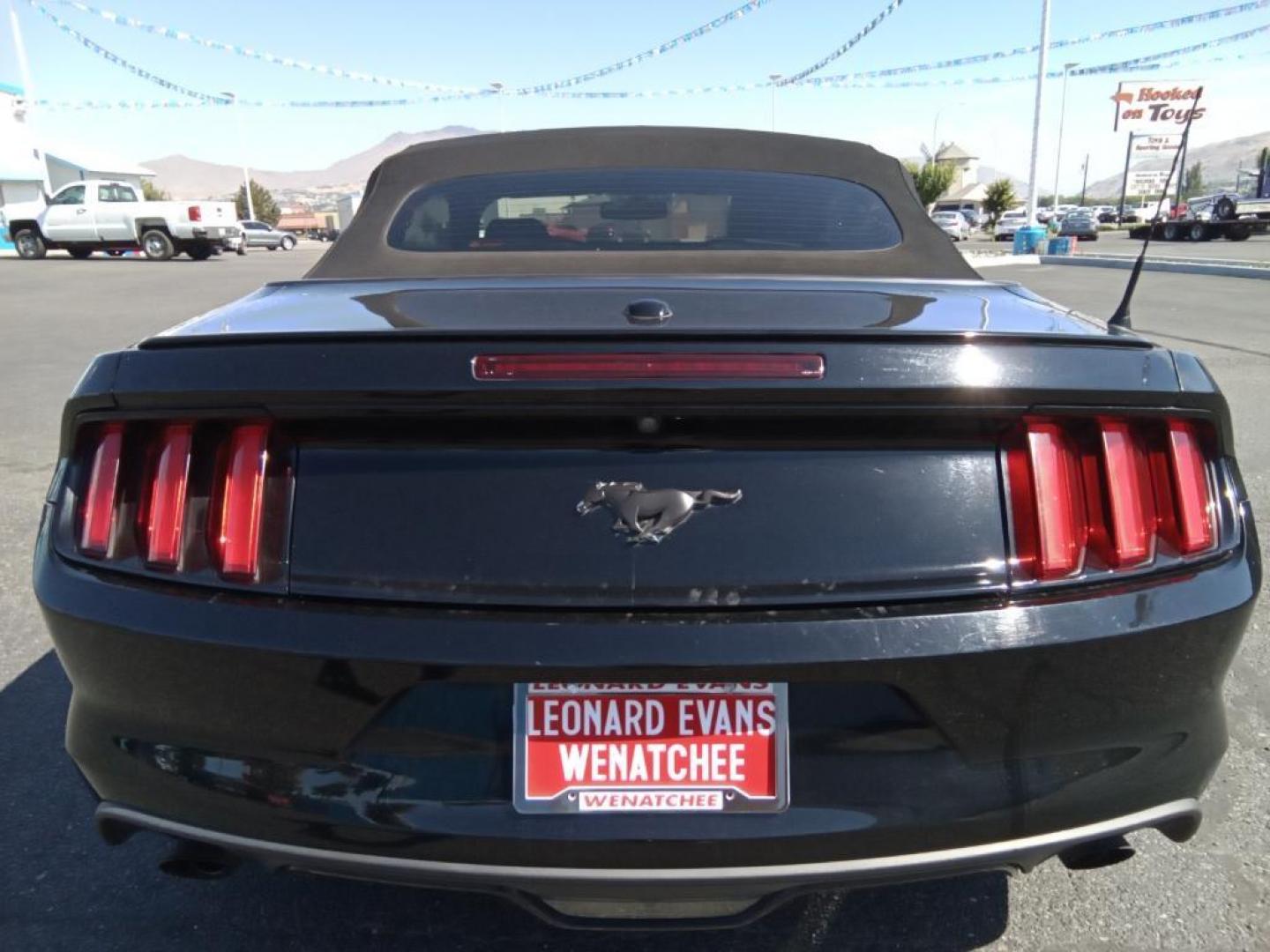 2016 Shadow Black /Yellow Jacket Ford Mustang EcoBoost Premium Convertible (1FATP8UH1G5) with an 2.3L L4 DOHC 16V engine, 6-speed automatic transmission, located at 6064 Gull Rd, Kalamazoo, MI, 49048, (269) 222-0088, 42.328388, -85.512924 - <b>Equipment</b><br>Bluetooth technology is built into this unit, keeping your hands on the steering wheel and your focus on the road. The leather seats in this unit are a must for buyers looking for comfort, durability, and style. This unit has a clean CARFAX vehicle history report. This model keep - Photo#6