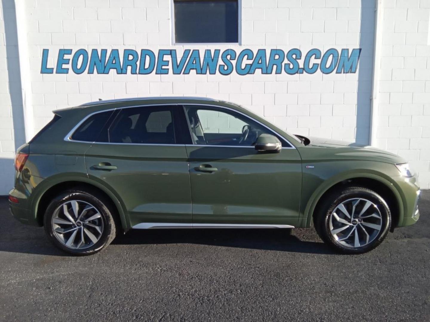 2023 District Green Metallic Audi Q5 2.0T Progressiv quattro (WA1EAAFY6P2) with an 2.0L L4 DOHC 16V engine, 7A transmission, located at 6064 Gull Rd, Kalamazoo, MI, 49048, (269) 222-0088, 42.328388, -85.512924 - The leather seats in this Audi Q5 are a must for buyers looking for comfort, durability, and style. See what's behind you with the back up camera on it. This mid-size suv's AutoCheck: 1 owner, assurance of single-owner history for peace of mind. The state of the art park assist system will guide you - Photo#0