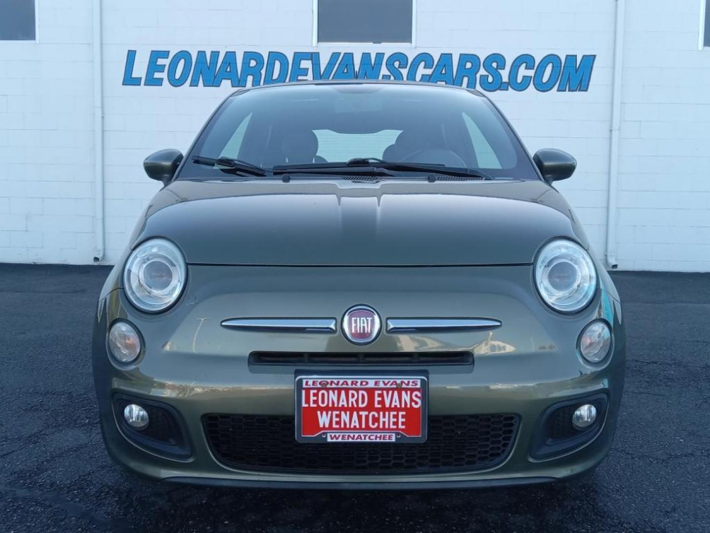 2012 Verde Chiaro (Light Green) /Nero (Black) Fiat 500 Sport (3C3CFFBR3CT) with an 1.4L L4 engine, 5-speed manual transmission, located at 6064 Gull Rd, Kalamazoo, MI, 49048, (269) 222-0088, 42.328388, -85.512924 - <b>Equipment</b><br>It has a clean AutoCheck report, ensuring its impeccable vehicle history. Engulf yourself with the crystal clear sound of a BOSE sound system in this unit. The Fiat 500 has a 4 Cyl, 1.4L high output engine. Maintaining a stable interior temperature in it is easy with the climate - Photo#3