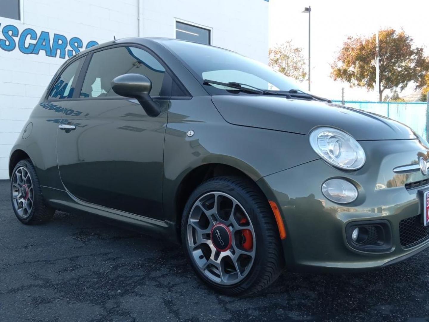 2012 Verde Chiaro (Light Green) /Nero (Black) Fiat 500 Sport (3C3CFFBR3CT) with an 1.4L L4 engine, 5-speed manual transmission, located at 6064 Gull Rd, Kalamazoo, MI, 49048, (269) 222-0088, 42.328388, -85.512924 - <b>Equipment</b><br>It has a clean AutoCheck report, ensuring its impeccable vehicle history. Engulf yourself with the crystal clear sound of a BOSE sound system in this unit. The Fiat 500 has a 4 Cyl, 1.4L high output engine. Maintaining a stable interior temperature in it is easy with the climate - Photo#4