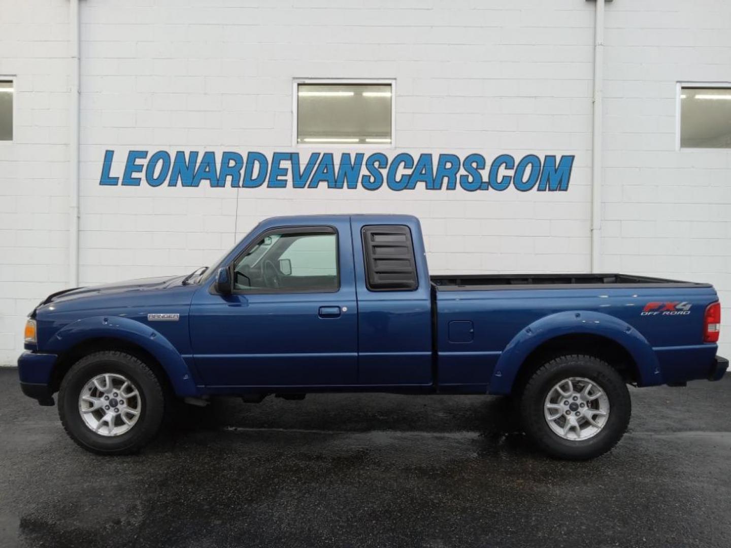 2011 BLUE Ford Ranger Sport SuperCab 4-Door 4WD (1FTLR4FE0BP) with an 4.0L V6 SOHC 12V engine, Automatic transmission, located at 6064 Gull Rd, Kalamazoo, MI, 49048, (269) 222-0088, 42.328388, -85.512924 - Photo#1