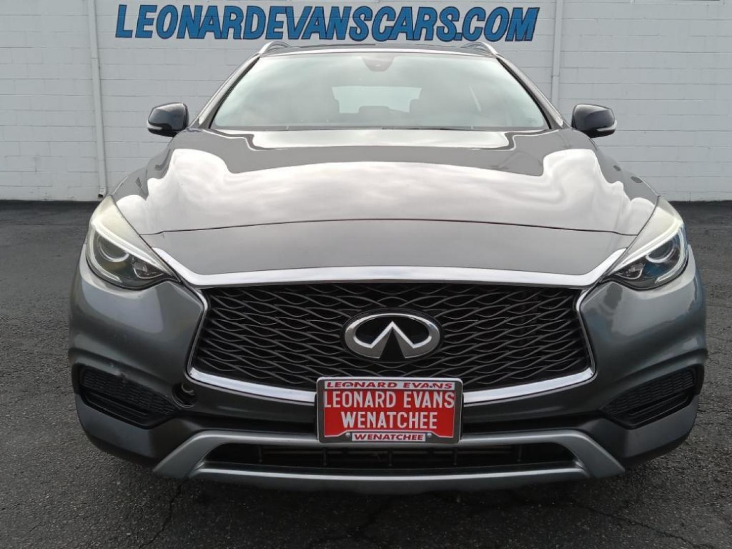 2017 Graphite Shadow /Graphite Infiniti QX30 Luxury AWD (SJKCH5CR6HA) with an 2.0L L4 DOHC 16V engine, 7A transmission, located at 6064 Gull Rd, Kalamazoo, MI, 49048, (269) 222-0088, 42.328388, -85.512924 - The leather seats in this model are a must for buyers looking for comfort, durability, and style. Protect the INFINITI QX30 from unwanted accidents with a cutting edge backup camera system. It features a hands-free Bluetooth phone system. This vehicle keeps you comfortable with Auto Climate. This 20 - Photo#3