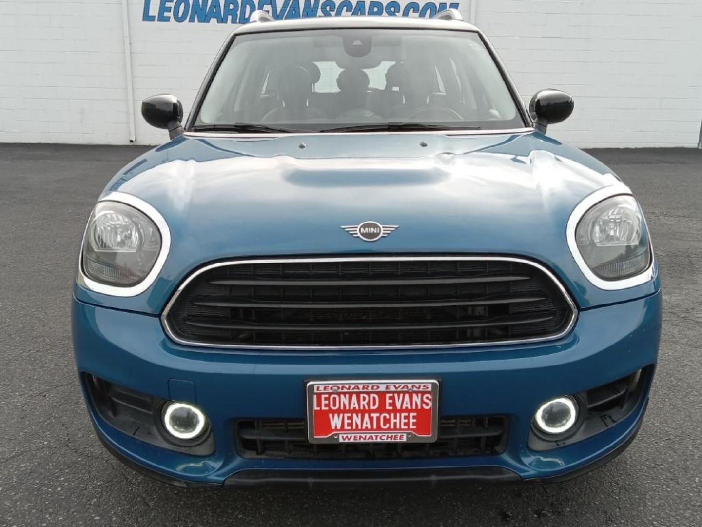 2020 Island Blue Metallic /Carbon Black Mini Countryman ALL4 (WMZYW5C01L3) with an 1.5L L3 engine, 8-speed automatic transmission, located at 6064 Gull Rd, Kalamazoo, MI, 49048, (269) 222-0088, 42.328388, -85.512924 - <b>Equipment</b><br>Bluetooth technology is built into this 2020 MINI Countryman , keeping your hands on the steering wheel and your focus on the road. See what's behind you with the back up camera on it. The leather seats in this vehicle are a must for buyers looking for comfort, durability, and st - Photo#3