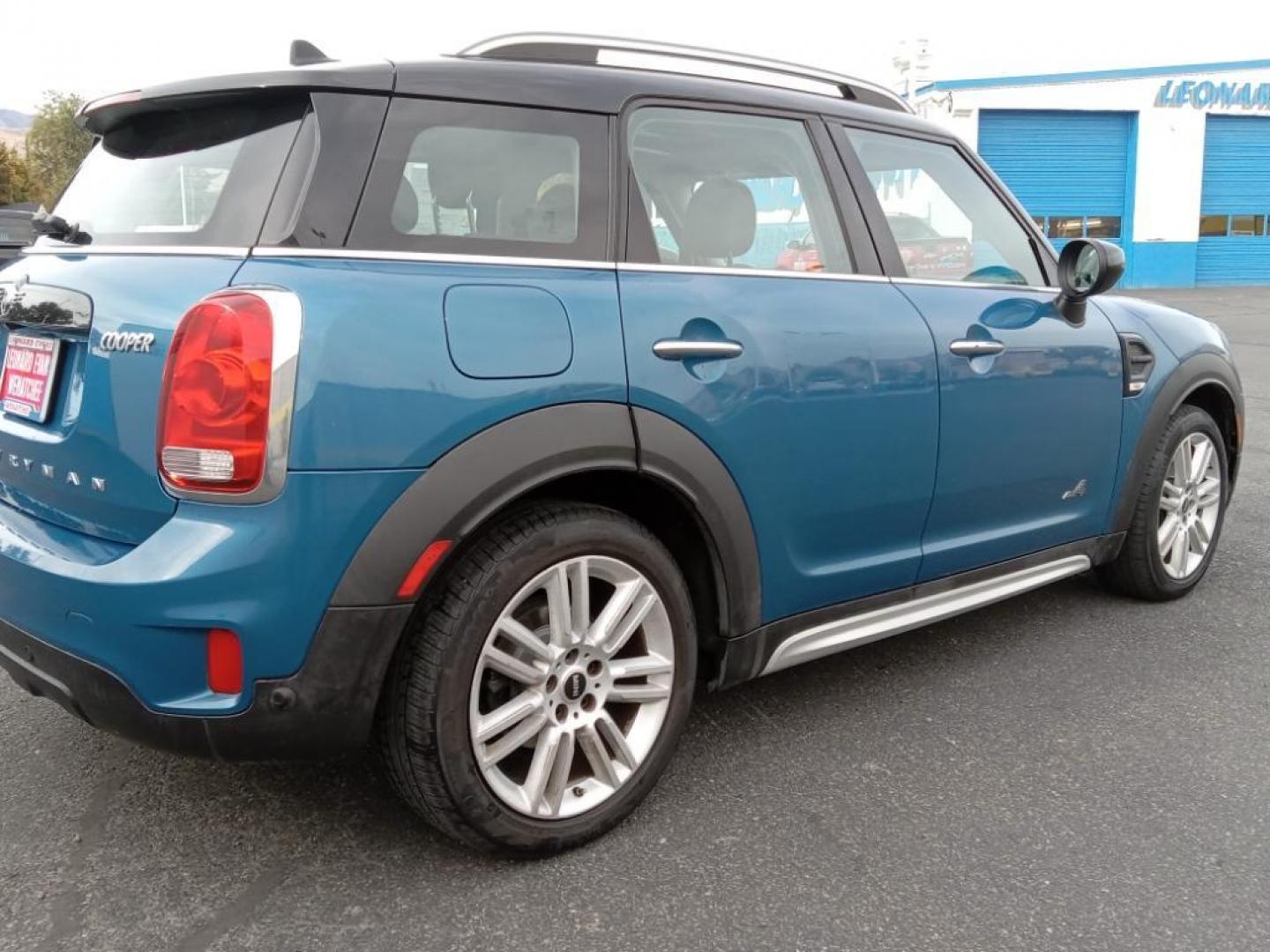 2020 Island Blue Metallic /Carbon Black Mini Countryman ALL4 (WMZYW5C01L3) with an 1.5L L3 engine, 8-speed automatic transmission, located at 6064 Gull Rd, Kalamazoo, MI, 49048, (269) 222-0088, 42.328388, -85.512924 - <b>Equipment</b><br>Bluetooth technology is built into this 2020 MINI Countryman , keeping your hands on the steering wheel and your focus on the road. See what's behind you with the back up camera on it. The leather seats in this vehicle are a must for buyers looking for comfort, durability, and st - Photo#5