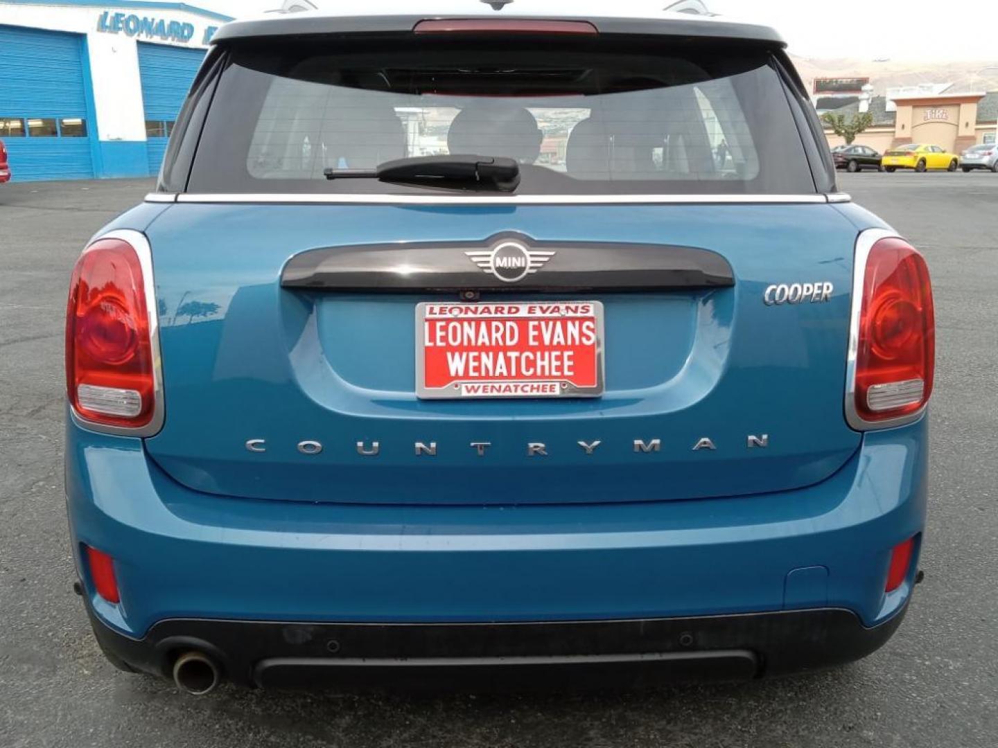 2020 Island Blue Metallic /Carbon Black Mini Countryman ALL4 (WMZYW5C01L3) with an 1.5L L3 engine, 8-speed automatic transmission, located at 6064 Gull Rd, Kalamazoo, MI, 49048, (269) 222-0088, 42.328388, -85.512924 - <b>Equipment</b><br>Bluetooth technology is built into this 2020 MINI Countryman , keeping your hands on the steering wheel and your focus on the road. See what's behind you with the back up camera on it. The leather seats in this vehicle are a must for buyers looking for comfort, durability, and st - Photo#6