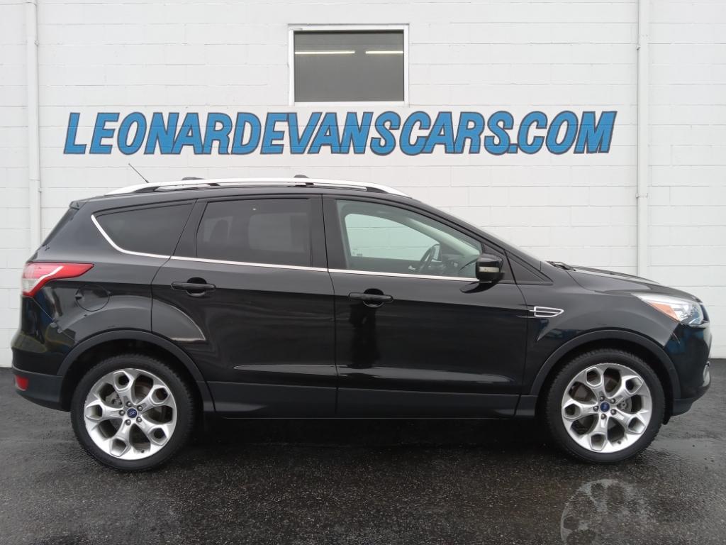 photo of 2015 Ford Escape Titanium 4WD