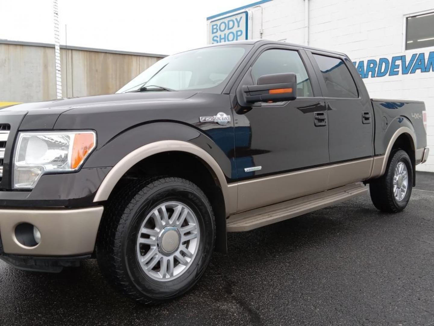 2013 Tuxedo Black Metallic /Chaparral Ford F-150 XLT SuperCrew 6.5-ft. Bed 4WD (1FTFW1ET3DK) with an 3.5L V6 TURBO engine, 6-Speed Automatic transmission, located at 6064 Gull Rd, Kalamazoo, MI, 49048, (269) 222-0088, 42.328388, -85.512924 - <b>Equipment</b><br>The state of the art park assist system will guide you easily into any spot. This model keeps you comfortable with Auto Climate. The leather seats in the vehicle are a must for buyers looking for comfort, durability, and style. Good News! This certified CARFAX 1-owner vehicle has - Photo#2