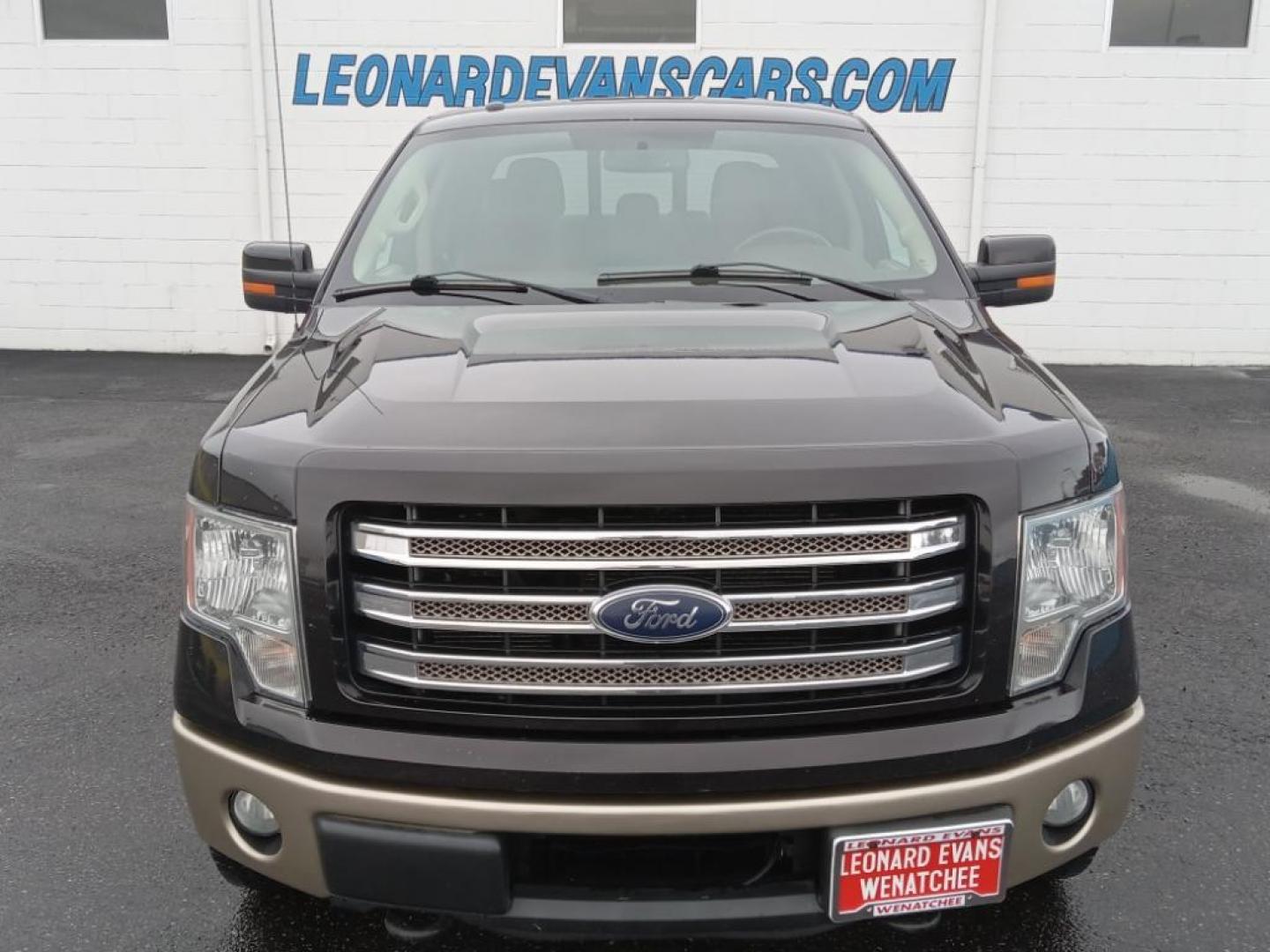 2013 Tuxedo Black Metallic /Chaparral Ford F-150 XLT SuperCrew 6.5-ft. Bed 4WD (1FTFW1ET3DK) with an 3.5L V6 TURBO engine, 6-Speed Automatic transmission, located at 6064 Gull Rd, Kalamazoo, MI, 49048, (269) 222-0088, 42.328388, -85.512924 - <b>Equipment</b><br>The state of the art park assist system will guide you easily into any spot. This model keeps you comfortable with Auto Climate. The leather seats in the vehicle are a must for buyers looking for comfort, durability, and style. Good News! This certified CARFAX 1-owner vehicle has - Photo#3