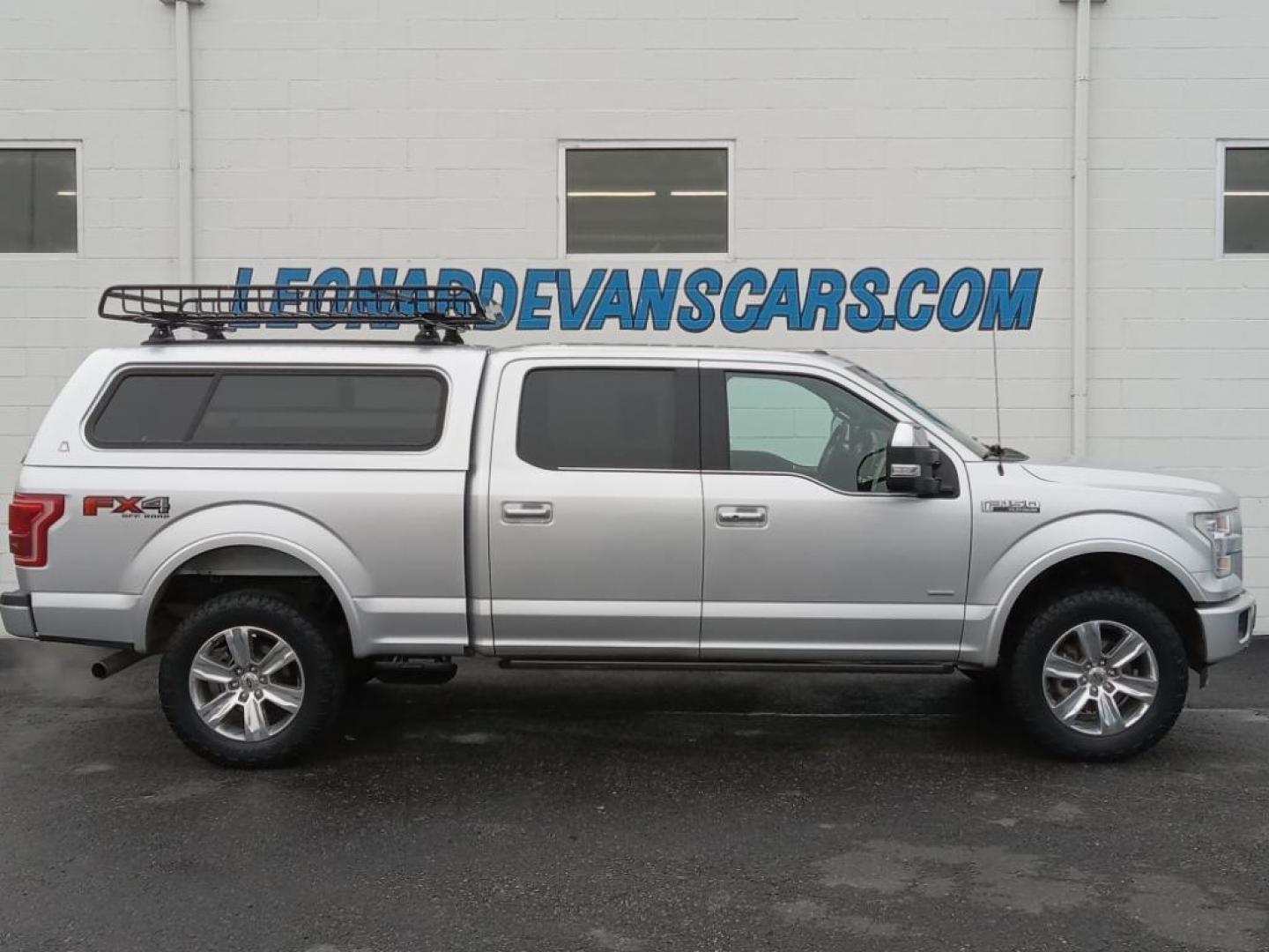 2015 Ingot Silver Metallic /Black Ford F-150 XL SuperCrew 6.5-ft. Bed 4WD (1FTFW1EG7FF) with an 3.5 V6 engine, 6-Speed Automatic transmission, located at 6064 Gull Rd, Kalamazoo, MI, 49048, (269) 222-0088, 42.328388, -85.512924 - <b>Equipment</b><br>The rear parking assist technology on this 1/2 ton pickup will put you at ease when reversing. The system alerts you as you get closer to an obstruction. The leather seats in this Ford F-150 are a must for buyers looking for comfort, durability, and style. The vehicle has a clea - Photo#0