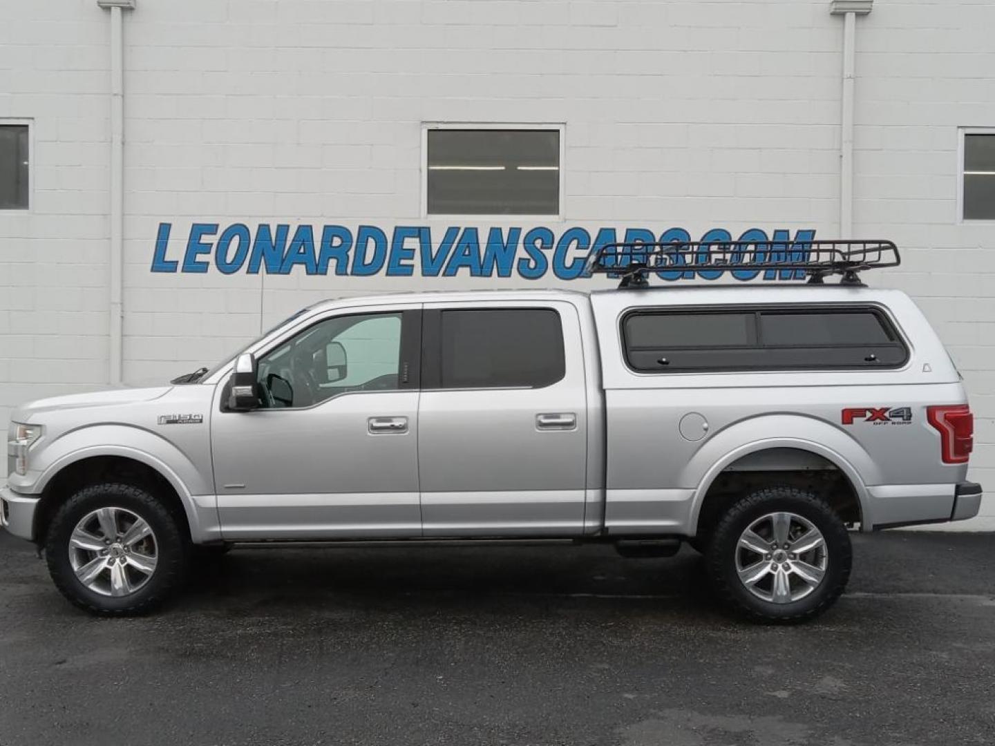 2015 Ingot Silver Metallic /Black Ford F-150 XL SuperCrew 6.5-ft. Bed 4WD (1FTFW1EG7FF) with an 3.5 V6 engine, 6-Speed Automatic transmission, located at 6064 Gull Rd, Kalamazoo, MI, 49048, (269) 222-0088, 42.328388, -85.512924 - <b>Equipment</b><br>The rear parking assist technology on this 1/2 ton pickup will put you at ease when reversing. The system alerts you as you get closer to an obstruction. The leather seats in this Ford F-150 are a must for buyers looking for comfort, durability, and style. The vehicle has a clea - Photo#1