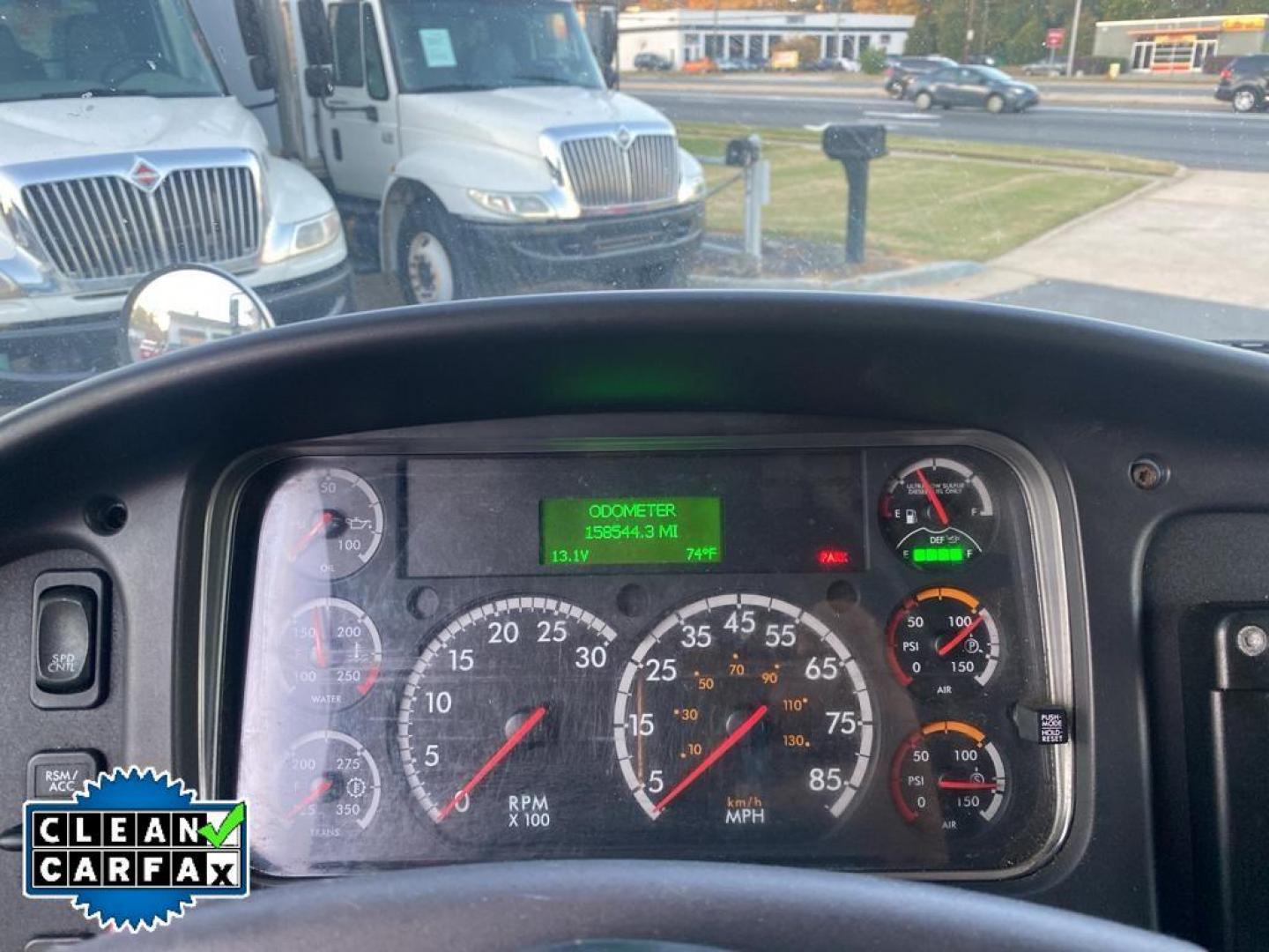 2017 white Freightliner M2 106 - (1FVACXDT2HH) with an 6.7L L6 DIESEL engine, Automatic transmission, located at 6064 Gull Rd, Kalamazoo, MI, 49048, (269) 222-0088, 42.328388, -85.512924 - Photo#1