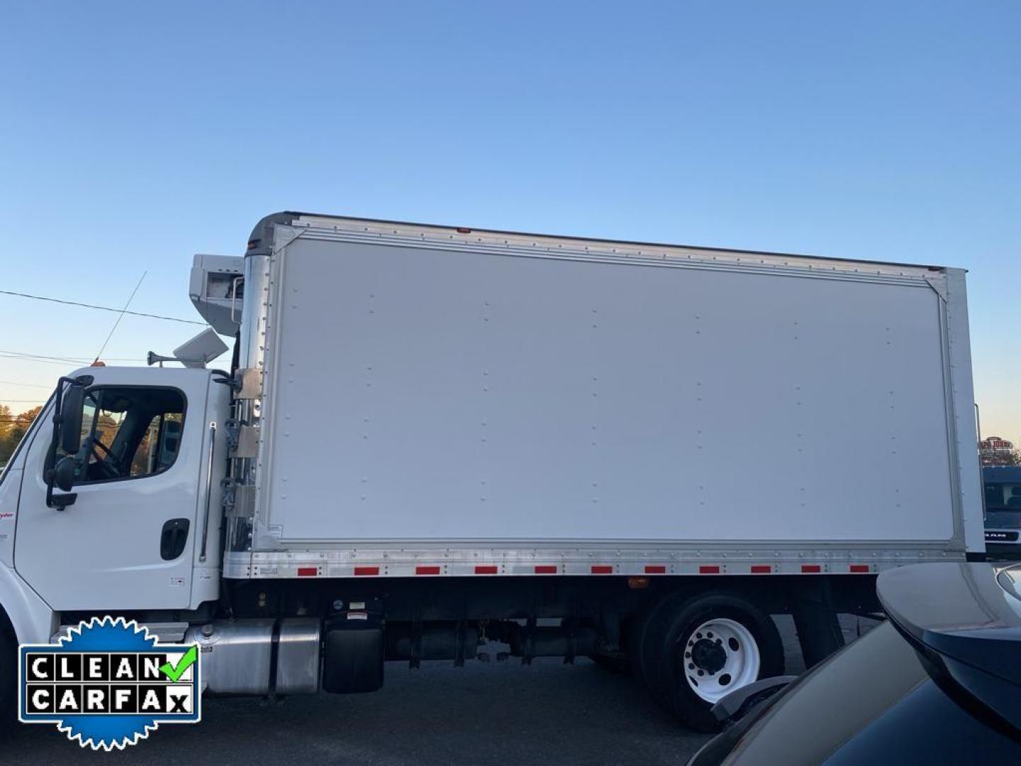 2017 white Freightliner M2 106 - (1FVACXDT2HH) with an 6.7L L6 DIESEL engine, Automatic transmission, located at 6064 Gull Rd, Kalamazoo, MI, 49048, (269) 222-0088, 42.328388, -85.512924 - Photo#7