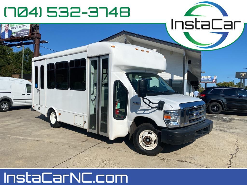 photo of 2019 Ford Econoline E450