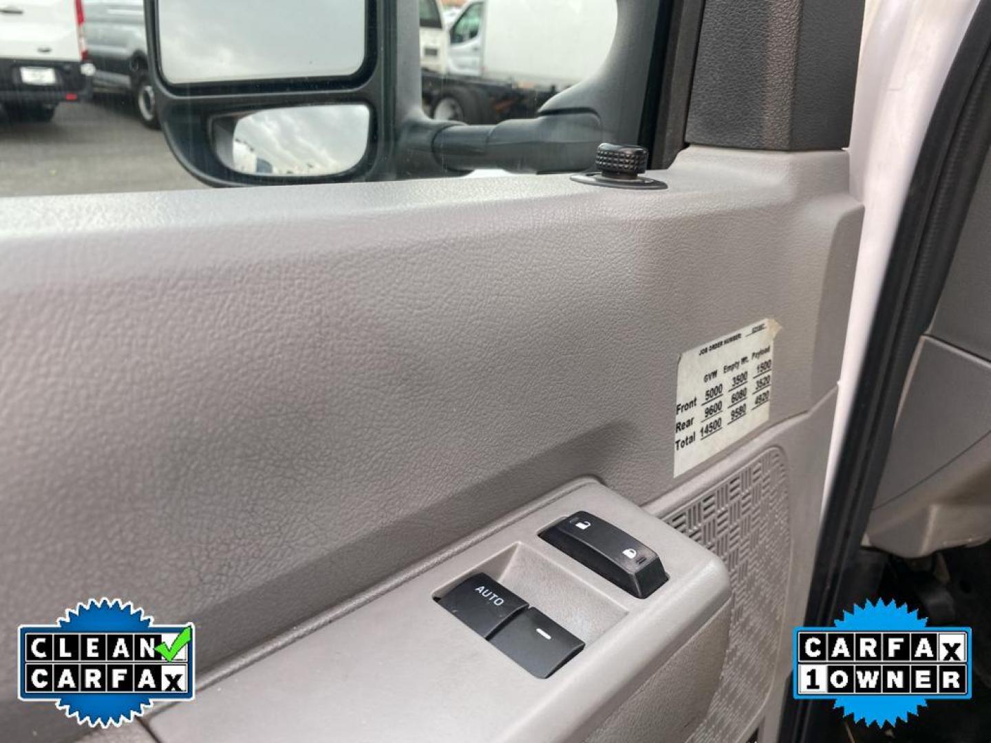 2017 Oxford White /Medium Flint Ford Econoline E450 (1FDXE4FSXHD) with an 6.8L V10 SOHC 20V engine, 6-speed automatic transmission, located at 6064 Gull Rd, Kalamazoo, MI, 49048, (269) 222-0088, 42.328388, -85.512924 - <b>Equipment</b><br>Our dealership has already run the CARFAX report and it is clean. A clean CARFAX is a great asset for resale value in the future. This vehicle is a certified CARFAX 1-owner. This model is rear wheel drive. Set the temperature exactly where you are most comfortable in it. The fan - Photo#18