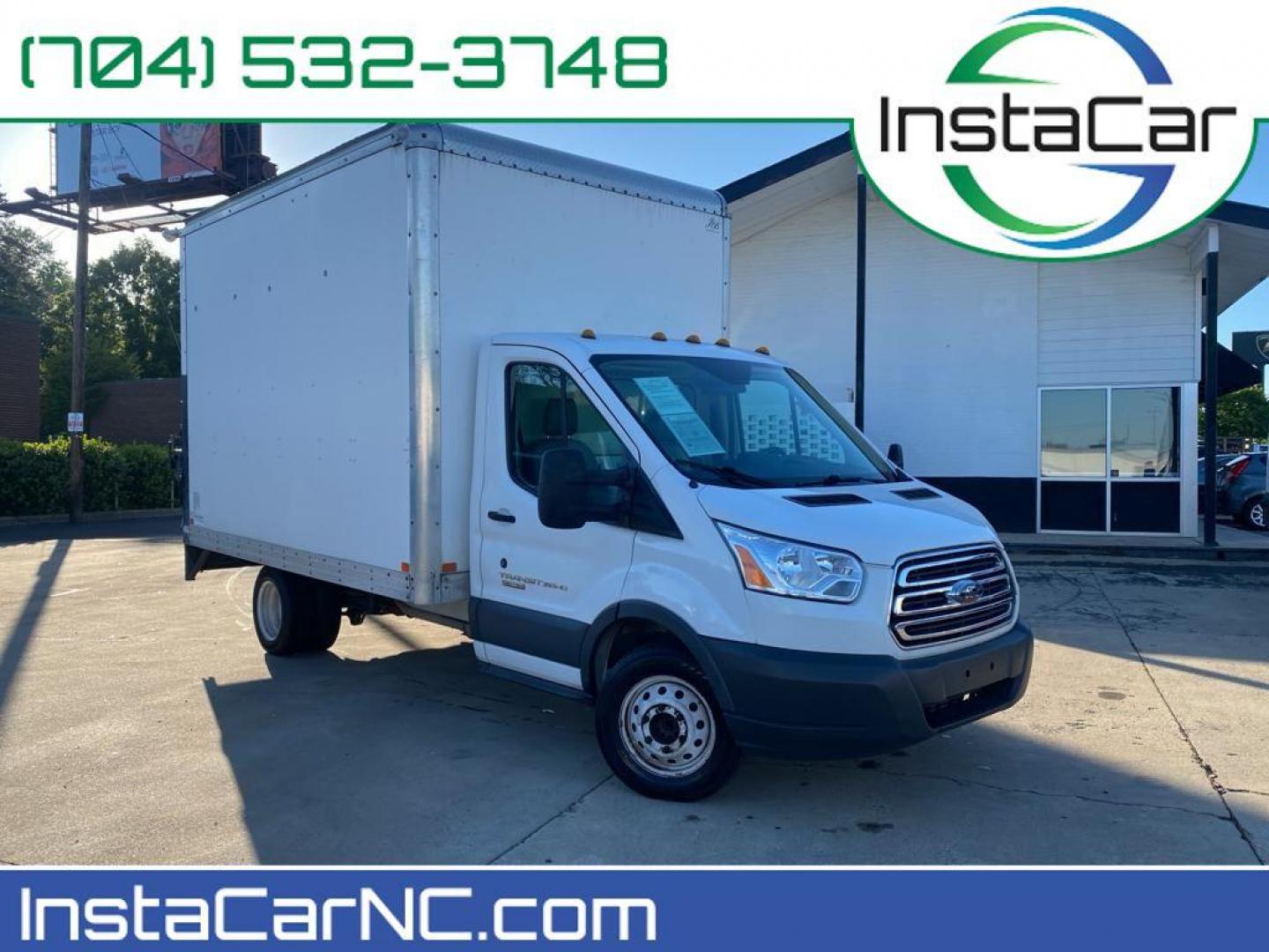 2018 Oxford White /Pewter Ford Transit T-350 HD DRW (1FDRS8ZV6JK) with an 3.2L L5 DIESEL engine, 6-speed automatic transmission, located at 6064 Gull Rd, Kalamazoo, MI, 49048, (269) 222-0088, 42.328388, -85.512924 - <b>Equipment</b><br>This 2018 Ford Transit Chassis Cab T-350HD has a L5, 3.2L high output engine. It is outfitted with a Powerstroke diesel engine This model is rear wheel drive. Set the temperature exactly where you are most comfortable in this Ford Transit Chassis Cab. The fan speed and temperatur - Photo#0