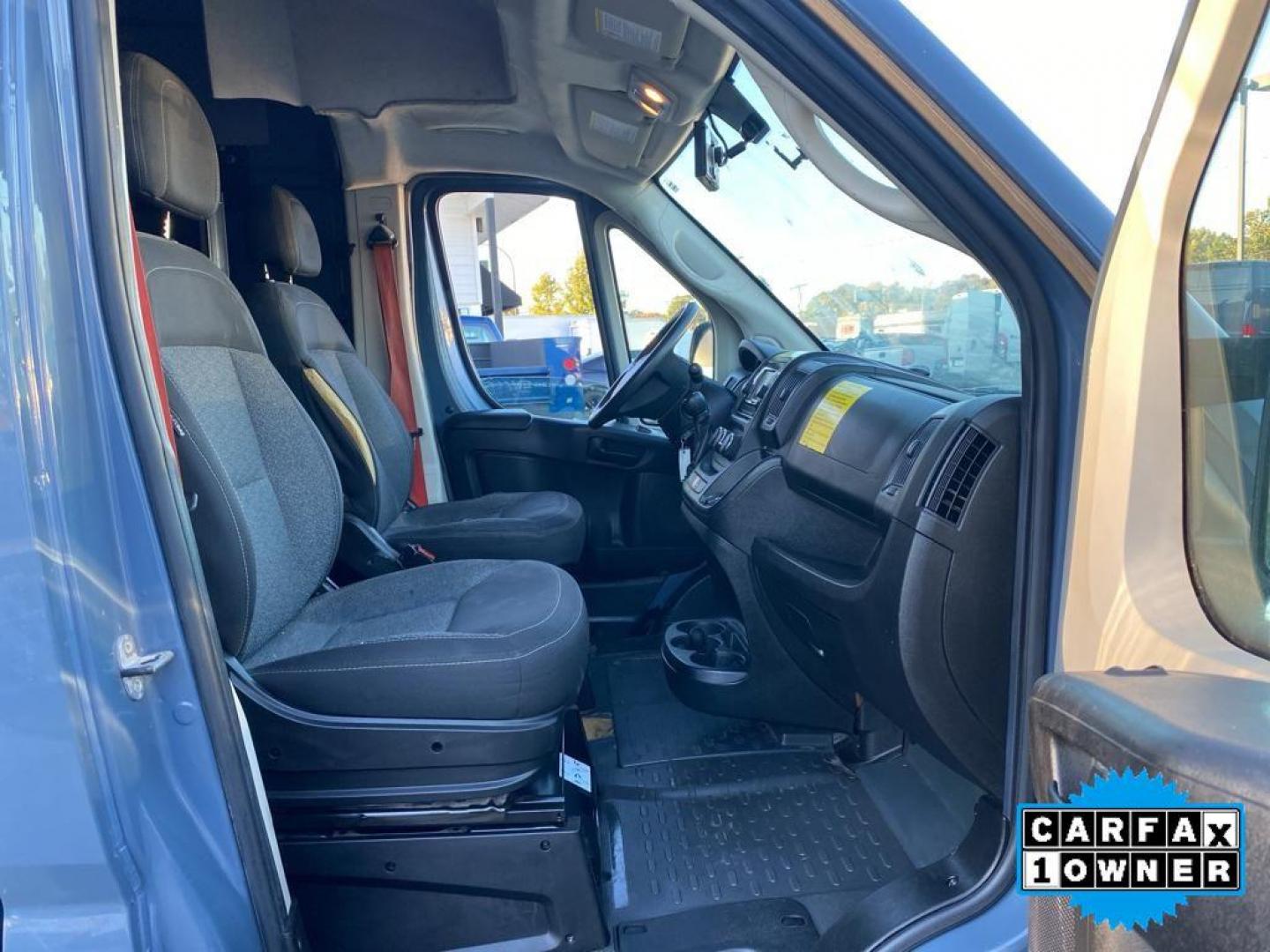 2020 Patriot Blue Pearlcoat /Black RAM Promaster 3500 High Roof Tradesman 159-in. WB Ext (3C6URVJG7LE) with an 3.6L V6 engine, 6A transmission, located at 6064 Gull Rd, Kalamazoo, MI, 49048, (269) 222-0088, 42.328388, -85.512924 - <b>Equipment</b><br>This Ram ProMaster 3500 features a hands-free Bluetooth phone system. Good News! This certified CARFAX 1-owner vehicle has only had one owner before you. Protect the vehicle from unwanted accidents with a cutting edge backup camera system. Front wheel drive on the Ram ProMaster 3 - Photo#20