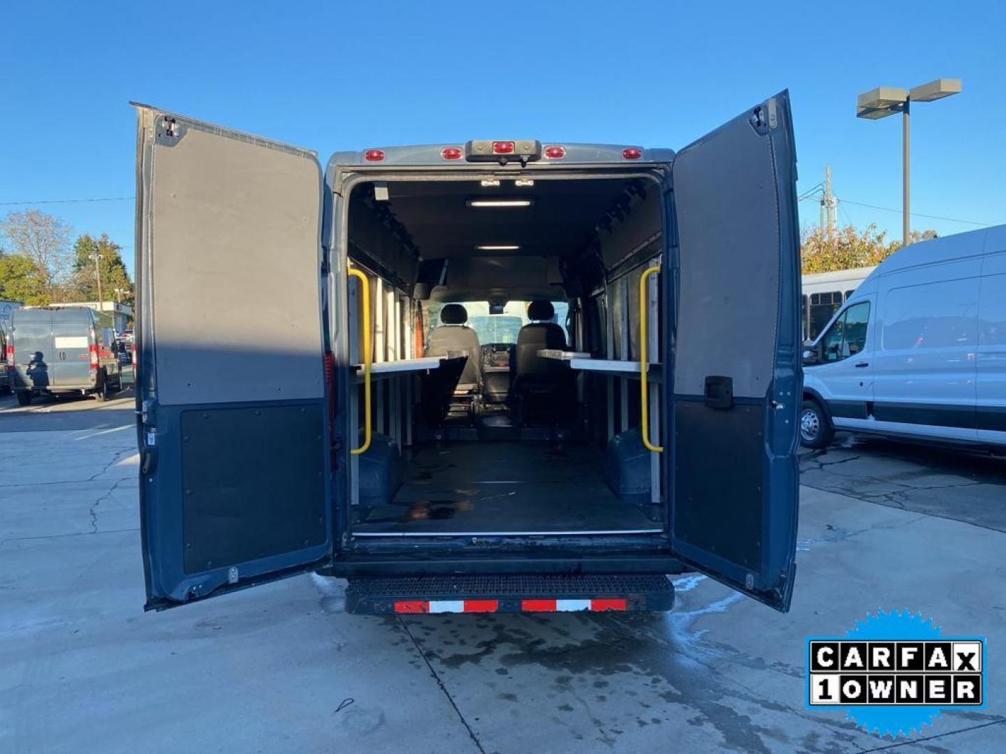 2020 Patriot Blue Pearlcoat /Black RAM Promaster 3500 High Roof Tradesman 159-in. WB Ext (3C6URVJG7LE) with an 3.6L V6 engine, 6A transmission, located at 6064 Gull Rd, Kalamazoo, MI, 49048, (269) 222-0088, 42.328388, -85.512924 - <b>Equipment</b><br>This Ram ProMaster 3500 features a hands-free Bluetooth phone system. Good News! This certified CARFAX 1-owner vehicle has only had one owner before you. Protect the vehicle from unwanted accidents with a cutting edge backup camera system. Front wheel drive on the Ram ProMaster 3 - Photo#24