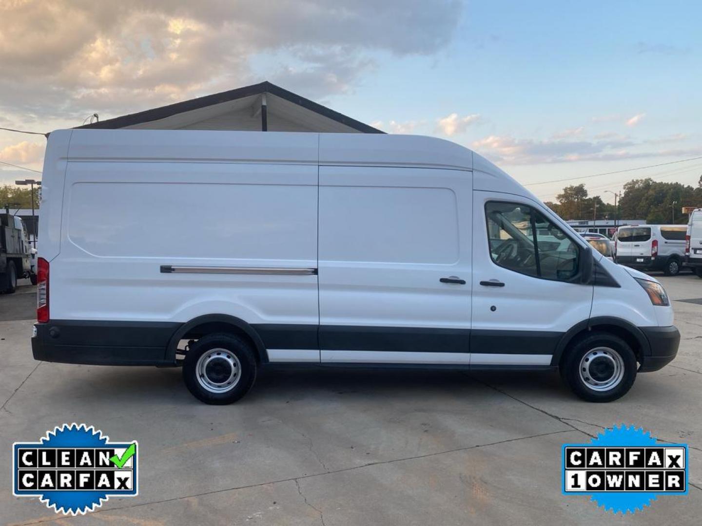 2019 Oxford White /Pewter Ford Transit 350 Van High Roof w/Sliding Pass. 148-in. WB EL (1FTBW3XV8KK) with an 3.2L L5 DIESEL engine, 6A transmission, located at 6064 Gull Rd, Kalamazoo, MI, 49048, (269) 222-0088, 42.328388, -85.512924 - <b>Equipment</b><br>Good News! This certified CARFAX 1-owner vehicle has only had one owner before you. This 2019 Ford Transit Van T-350 EL High Roof Slide features a hands-free Bluetooth phone system. The rear parking assist technology on it will put you at ease when reversing. The system alerts y - Photo#13