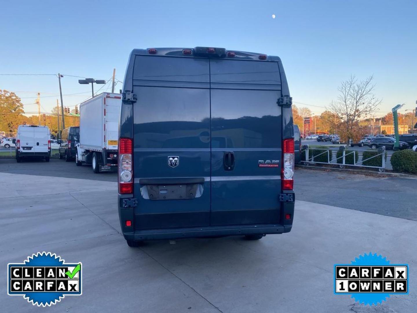 2019 Patriot Blue Pearlcoat /Black RAM Promaster 3500 High Roof Tradesman 159-in. WB Ext (3C6URVJGXKE) with an 3.6L V6 engine, 6A transmission, located at 6064 Gull Rd, Kalamazoo, MI, 49048, (269) 222-0088, 42.328388, -85.512924 - <b>Equipment</b><br>Bluetooth technology is built into the vehicle, keeping your hands on the steering wheel and your focus on the road. This 1 ton van has a clean CARFAX vehicle history report. Protect this Ram ProMaster 3500 from unwanted accidents with a cutting edge backup camera system. Good Ne - Photo#10