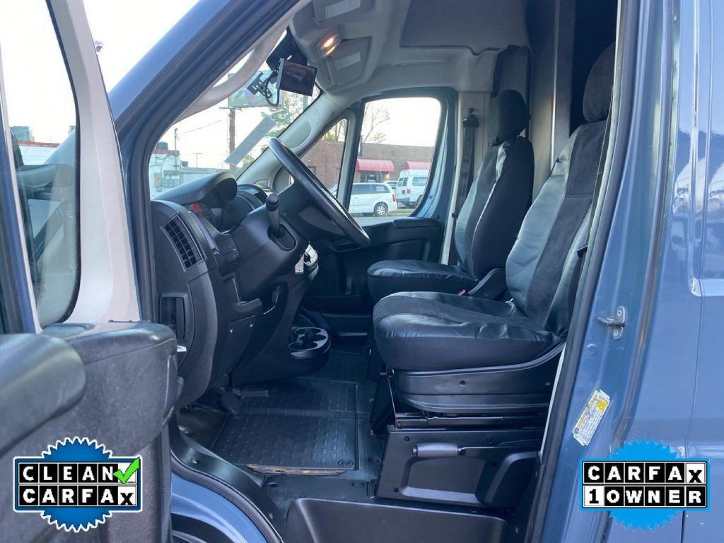 2019 Patriot Blue Pearlcoat /Black RAM Promaster 3500 High Roof Tradesman 159-in. WB Ext (3C6URVJGXKE) with an 3.6L V6 engine, 6A transmission, located at 6064 Gull Rd, Kalamazoo, MI, 49048, (269) 222-0088, 42.328388, -85.512924 - <b>Equipment</b><br>Bluetooth technology is built into the vehicle, keeping your hands on the steering wheel and your focus on the road. This 1 ton van has a clean CARFAX vehicle history report. Protect this Ram ProMaster 3500 from unwanted accidents with a cutting edge backup camera system. Good Ne - Photo#20