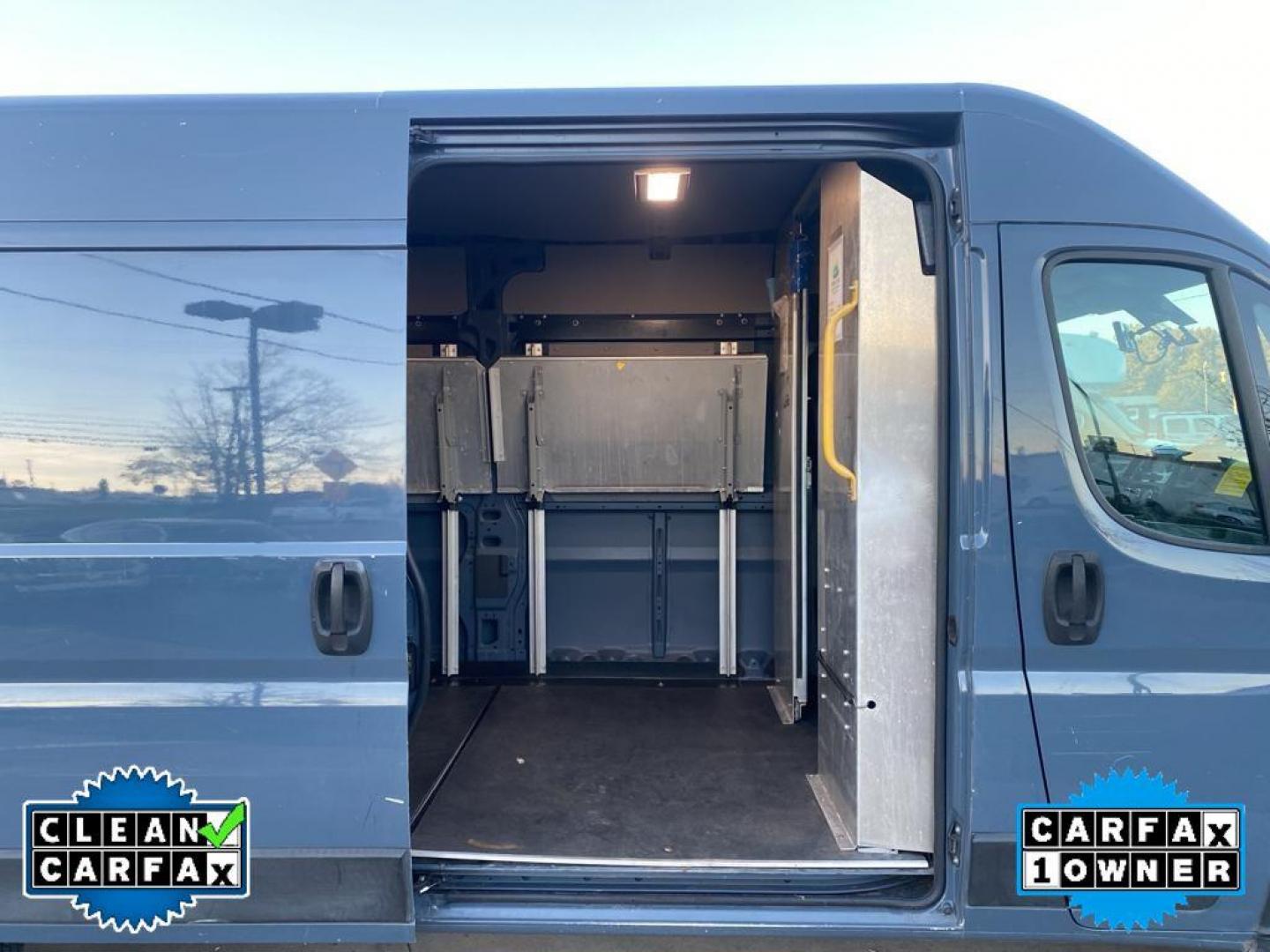 2019 Patriot Blue Pearlcoat /Black RAM Promaster 3500 High Roof Tradesman 159-in. WB Ext (3C6URVJGXKE) with an 3.6L V6 engine, 6A transmission, located at 6064 Gull Rd, Kalamazoo, MI, 49048, (269) 222-0088, 42.328388, -85.512924 - <b>Equipment</b><br>Bluetooth technology is built into the vehicle, keeping your hands on the steering wheel and your focus on the road. This 1 ton van has a clean CARFAX vehicle history report. Protect this Ram ProMaster 3500 from unwanted accidents with a cutting edge backup camera system. Good Ne - Photo#22