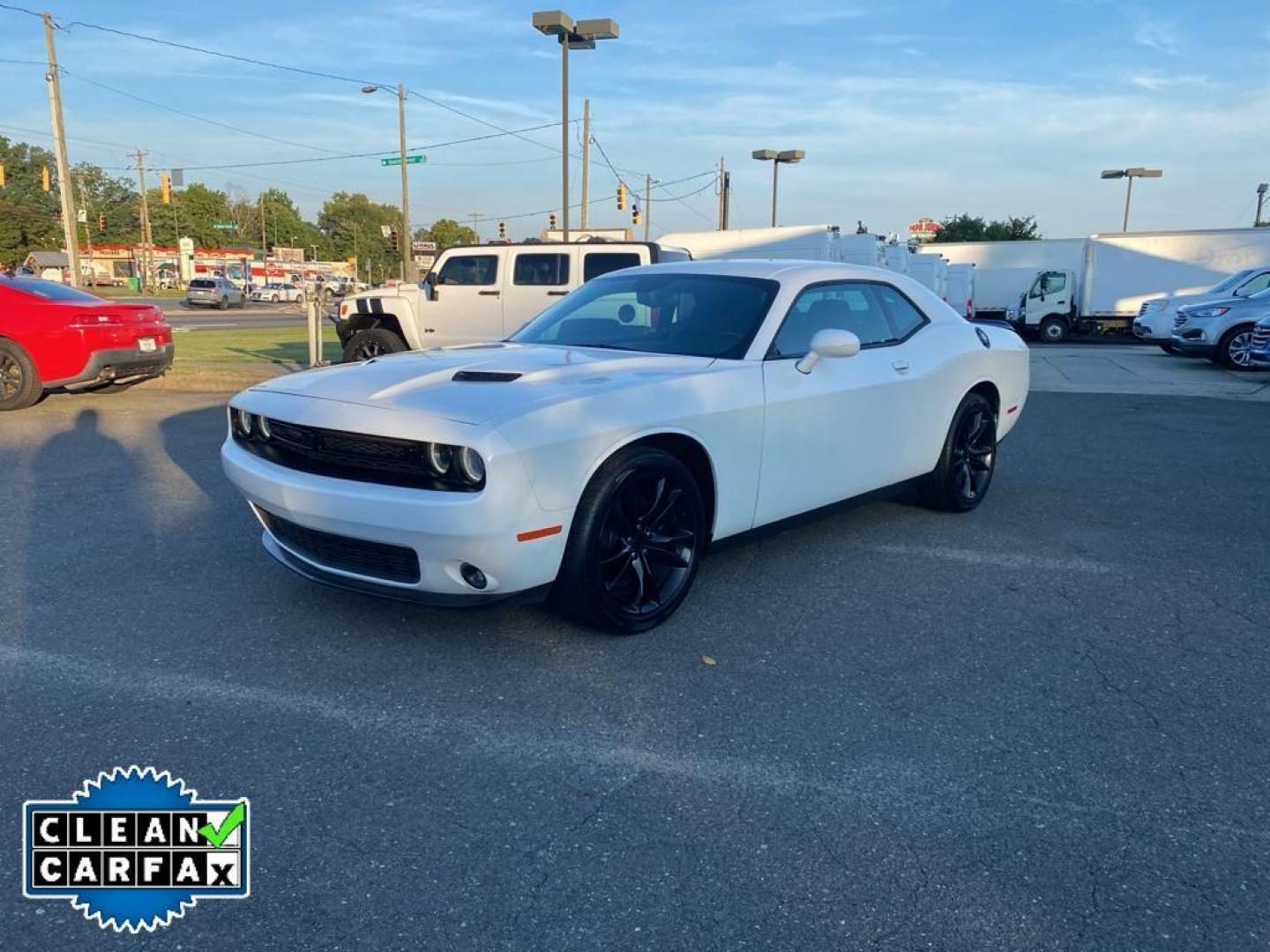 2016 WHITE Dodge Challenger SXT (2C3CDZAG5GH) with an 3.6L V6 DOHC 24V engine, 5A transmission, located at 6064 Gull Rd, Kalamazoo, MI, 49048, (269) 222-0088, 42.328388, -85.512924 - <b>Equipment</b><br>Protect this 2016 Dodge Challenger from unwanted accidents with a cutting edge backup camera system. This unit features a hands-free Bluetooth phone system. The satellite radio system in this mid-size car gives you access to hundreds of nation-wide radio stations with a clear di - Photo#9