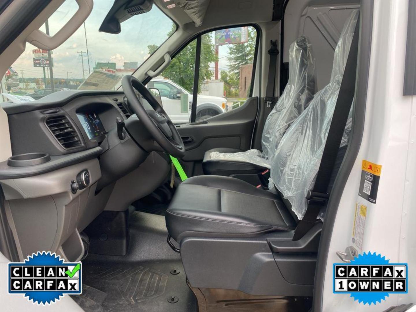 2022 Oxford White /Dark Palazzo Gray Ford Transit T-350 HD DRW (1FTRU8XG0NK) with an 3.5L V6 DOHC 24V engine, 10-speed automatic transmission, located at 6064 Gull Rd, Kalamazoo, MI, 49048, (269) 222-0088, 42.328388, -85.512924 - <b>Equipment</b><br>Our dealership has already run the CARFAX report and it is clean. A clean CARFAX is a great asset for resale value in the future. Protect this 2022 Ford Transit Van T-350HD EL High Roof from unwanted accidents with a cutting edge backup camera system. This Ford Transit Van featu - Photo#23