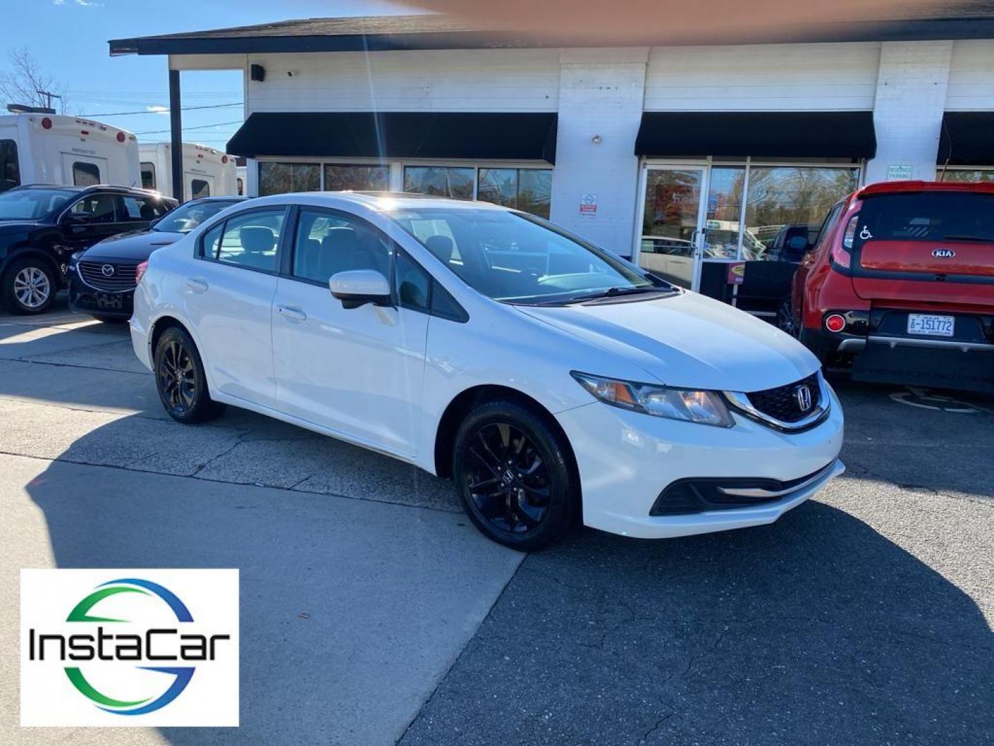 2014 Taffeta White /Beige Honda Civic EX Sedan CVT (19XFB2F86EE) with an 1.8L L4 SOHC 16V engine, Continuously Variable Transmission transmission, located at 6064 Gull Rd, Kalamazoo, MI, 49048, (269) 222-0088, 42.328388, -85.512924 - Protect this unit from unwanted accidents with a cutting edge backup camera system. This unit offers Automatic Climate Control for personalized comfort. Bluetooth technology is built into the Honda Civic, keeping your hands on the steering wheel and your focus on the road. The vehicle is front wheel - Photo#8