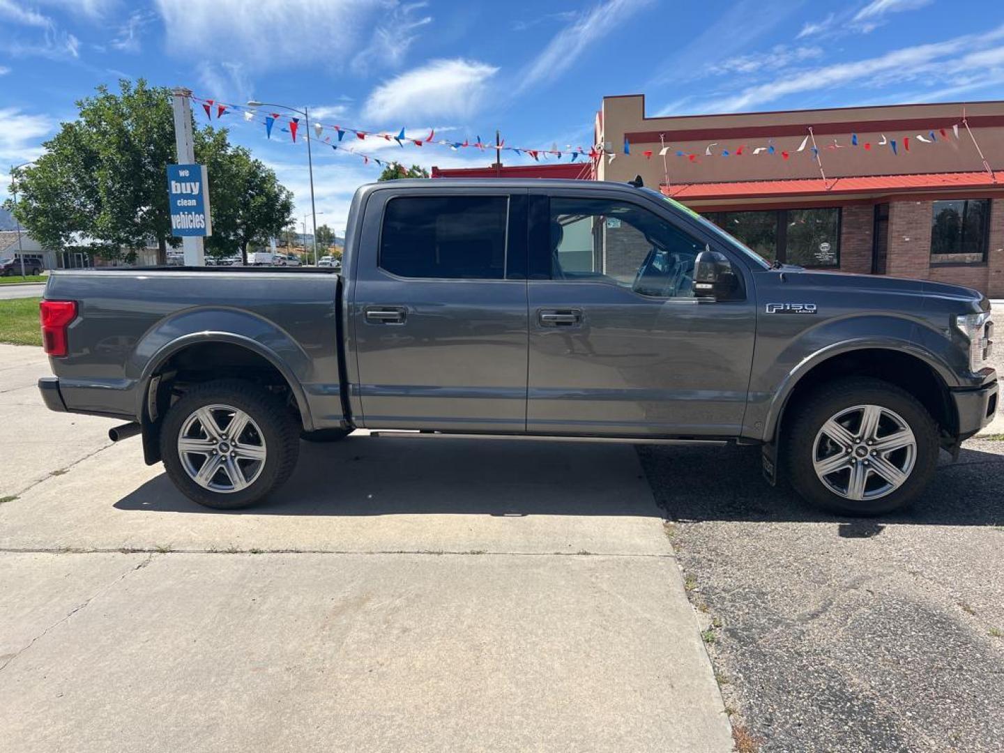 2019 gray Ford F-150 XLT SuperCrew 6.5-ft. Bed 4WD (1FTEW1E48KF) with an 3.5L V6 TURBO engine, 6A transmission, located at 6064 Gull Rd, Kalamazoo, MI, 49048, (269) 222-0088, 42.328388, -85.512924 - Discover the perfect blend of power and luxury with our 2019 Ford F-150 Lariat, now available at our dealership. This remarkable truck is equipped with a robust V6, 3.5L engine and 4WD, offering the strength and capability you need for any adventure, whether on or off the road.<br> - Photo#4