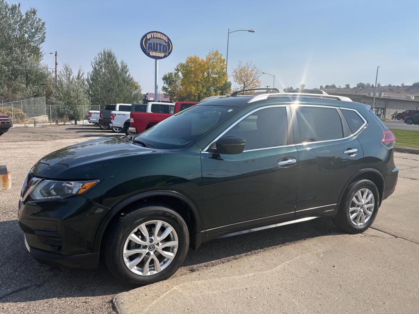 2019 green Nissan Rogue S AWD (5N1AT2MV6KC) with an 2.5L L4 DOHC 16V engine, CVT transmission, located at 6064 Gull Rd, Kalamazoo, MI, 49048, (269) 222-0088, 42.328388, -85.512924 - For sale at our dealership is a 2019 Nissan Rogue SV with All-Wheel Drive, a remarkable choice for those seeking reliability and comfort. This versatile SUV features a 4-cylinder, 2.5L engine, offering a perfect balance of power and fuel efficiency, making it ideal for both city commuting and weeken - Photo#1