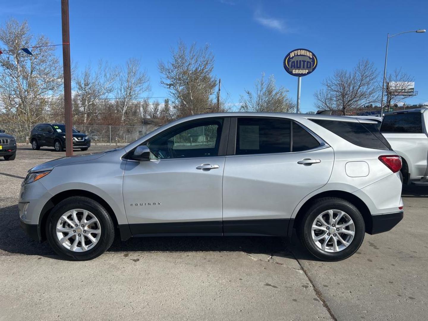 2021 silver Chevrolet Equinox LT AWD (3GNAXTEV8MS) with an 1.5L L4 DOHC 16V TURBO engine, 6A transmission, located at 6064 Gull Rd, Kalamazoo, MI, 49048, (269) 222-0088, 42.328388, -85.512924 - Photo#0