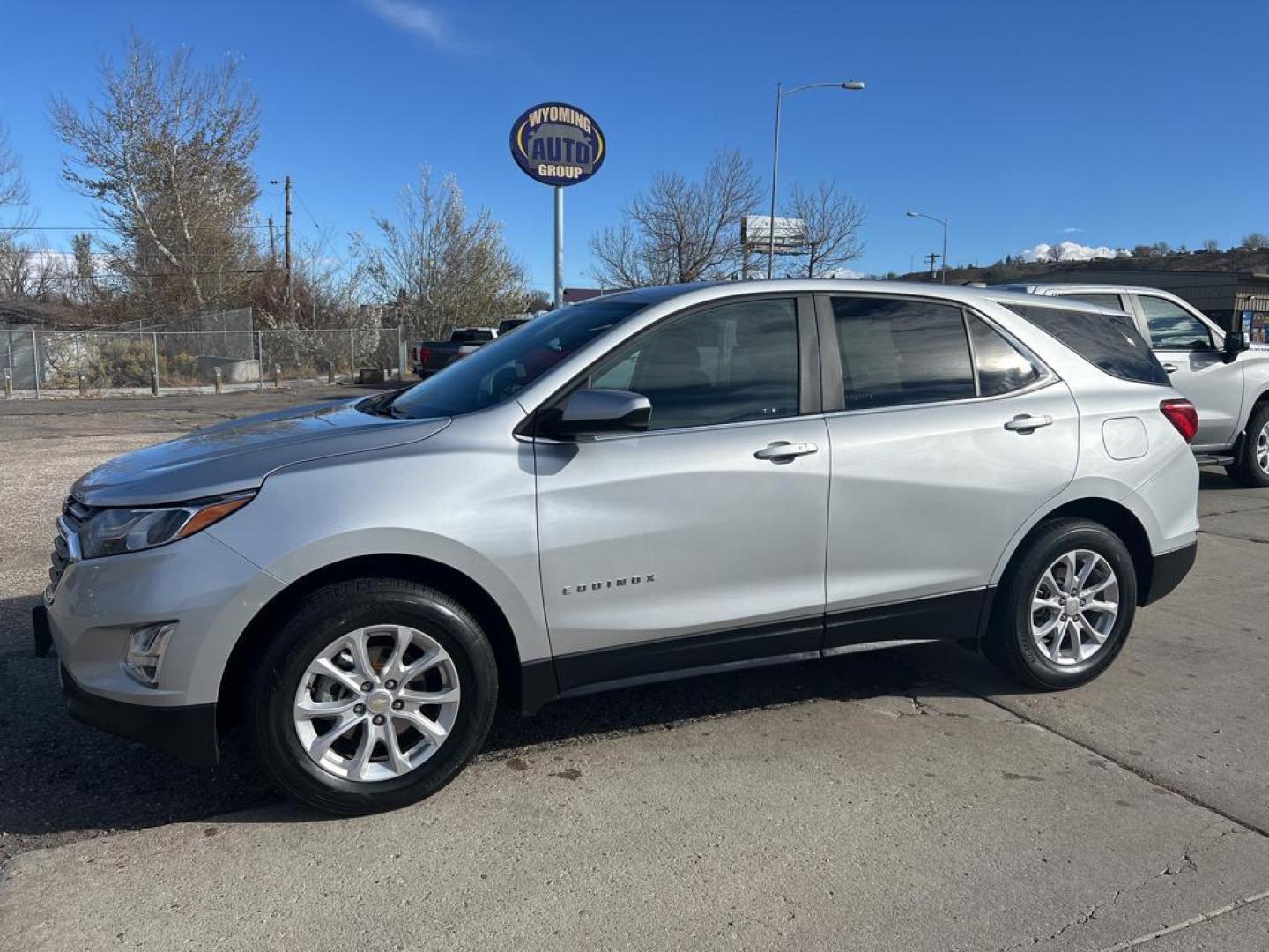 2021 silver Chevrolet Equinox LT AWD (3GNAXTEV8MS) with an 1.5L L4 DOHC 16V TURBO engine, 6A transmission, located at 6064 Gull Rd, Kalamazoo, MI, 49048, (269) 222-0088, 42.328388, -85.512924 - Photo#1